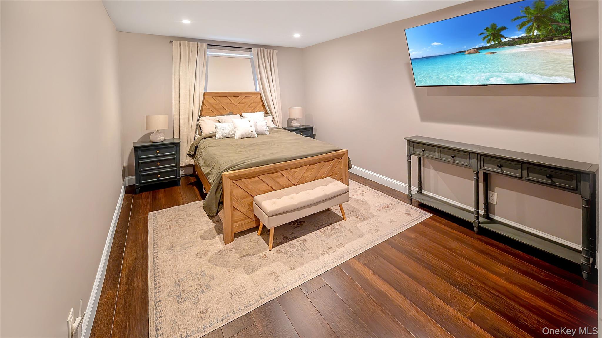 #13 photo, 10 Ponder Lane, Deer Park , NY 11729