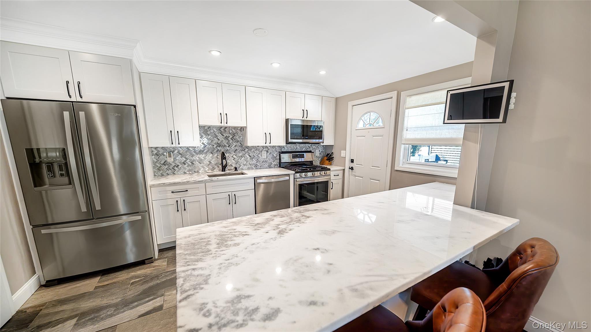 #7 photo, 10 Ponder Lane, Deer Park , NY 11729