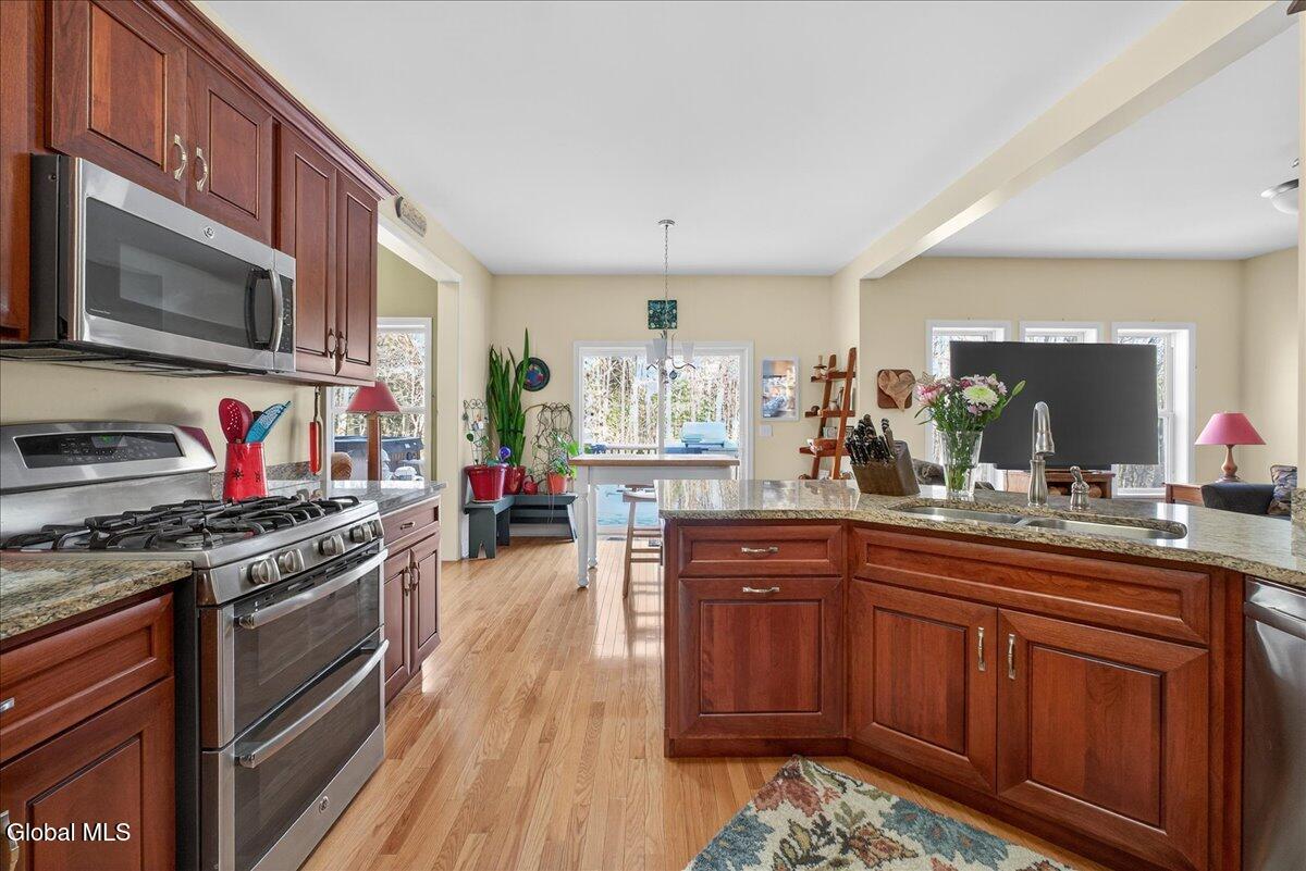 #16 photo, 1019 Gideon Trace, 纽约州 Charlton , NY 12302