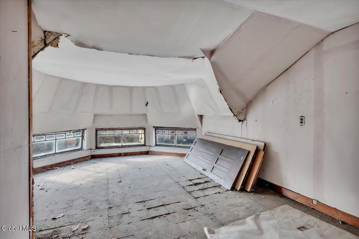 #37 photo, 891 Madison Avenue, 뉴욕주 Albany , NY 12208