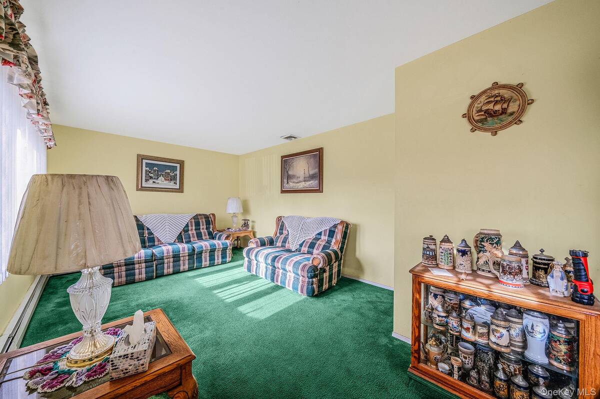 #15 photo, 171 N Oak Street, North Massapequa , NY 11758