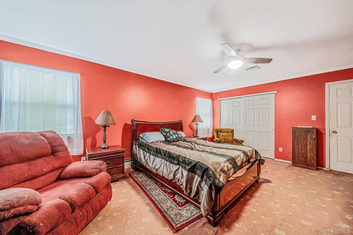 #27 photo, 171 N Oak Street, North Massapequa , NY 11758