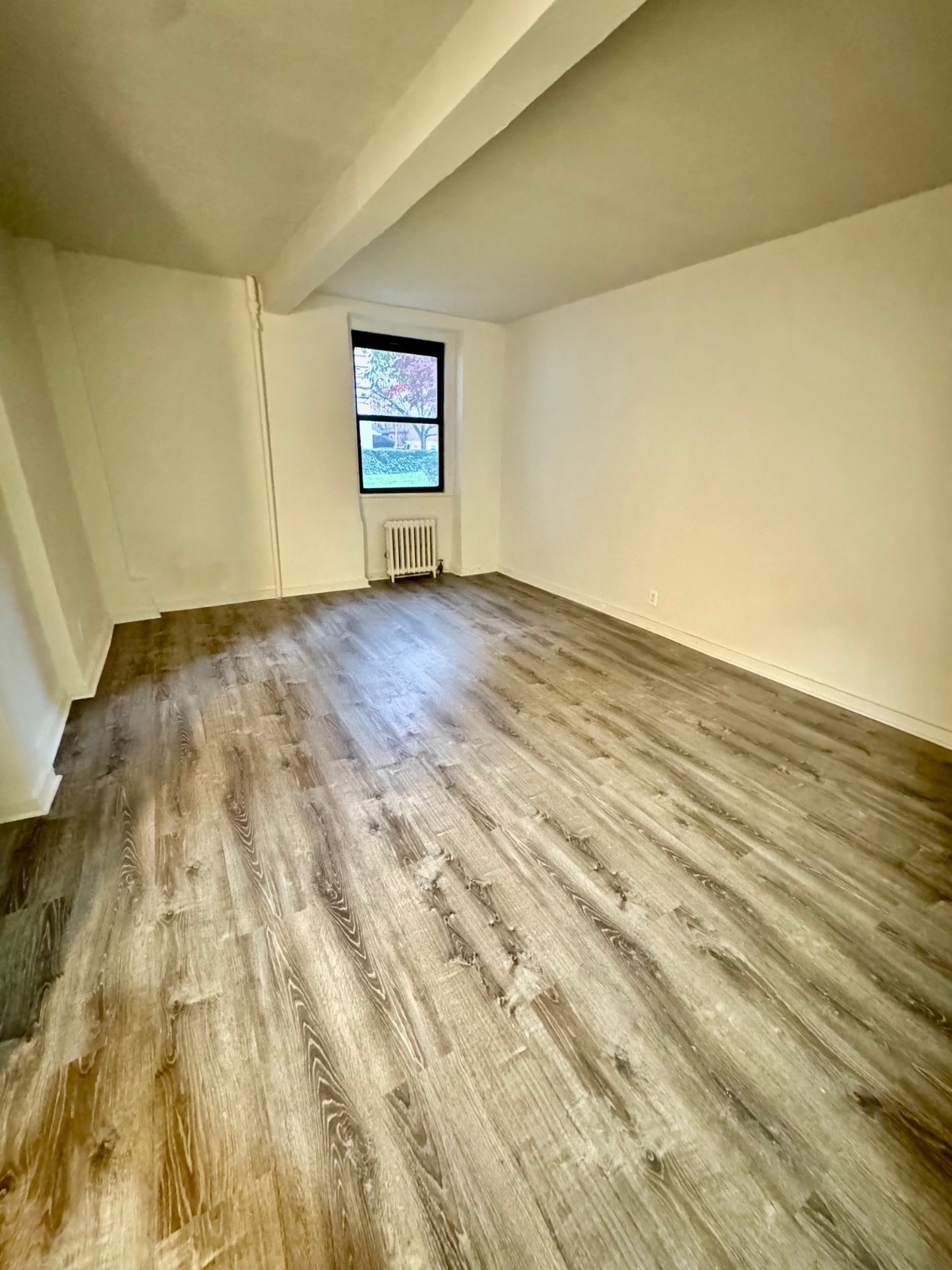 #2 photo, 625 Gramatan Ave, #GRU, Mt. Vernon , NY 10552