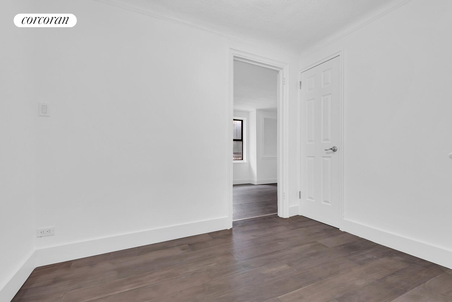 #3 photo, 3245 PERRY Avenue, הברונקס Norwood , NY 10467