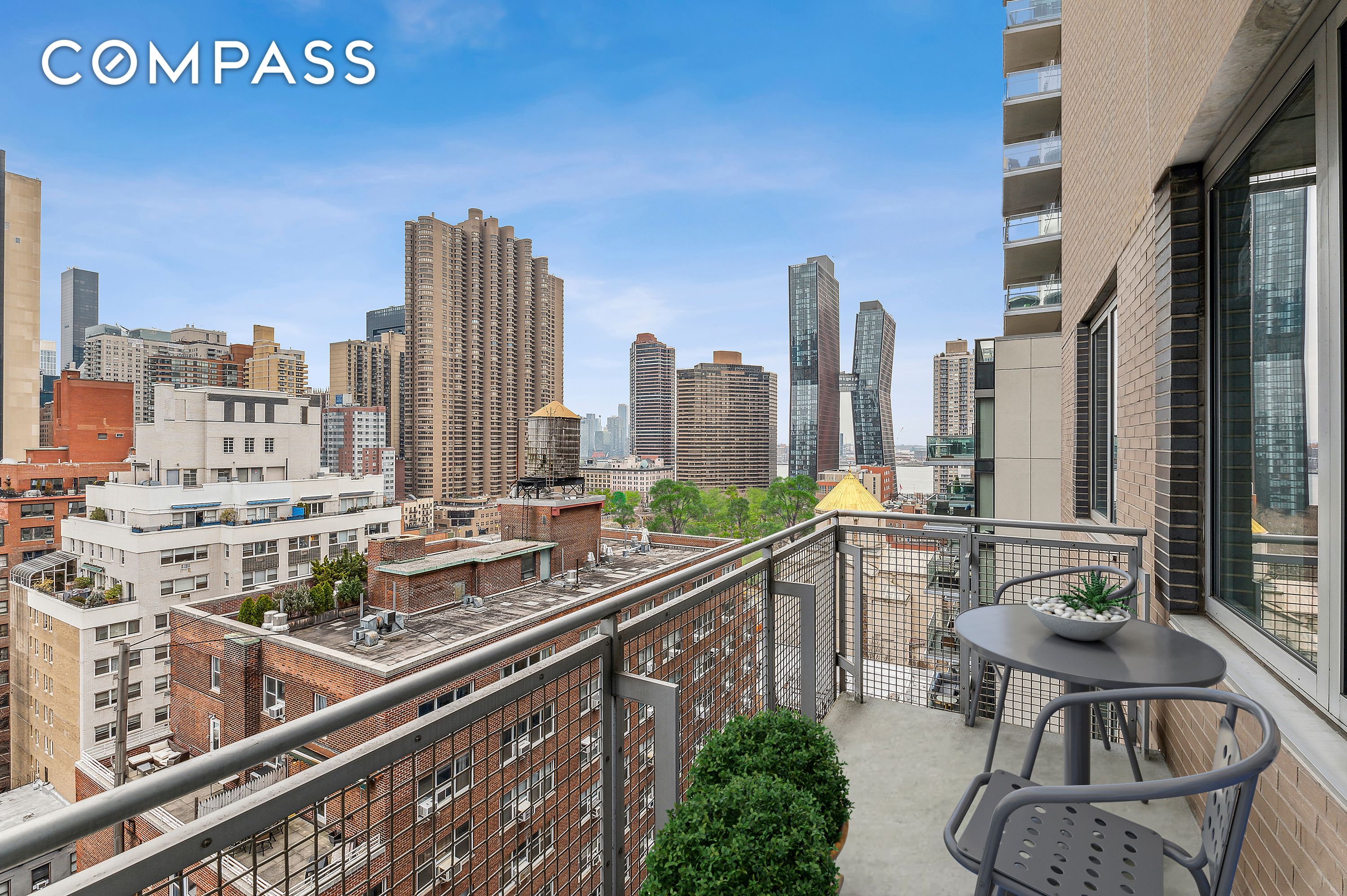 #4 photo, 225 E 34th Street, Murray Hill , NY 10016