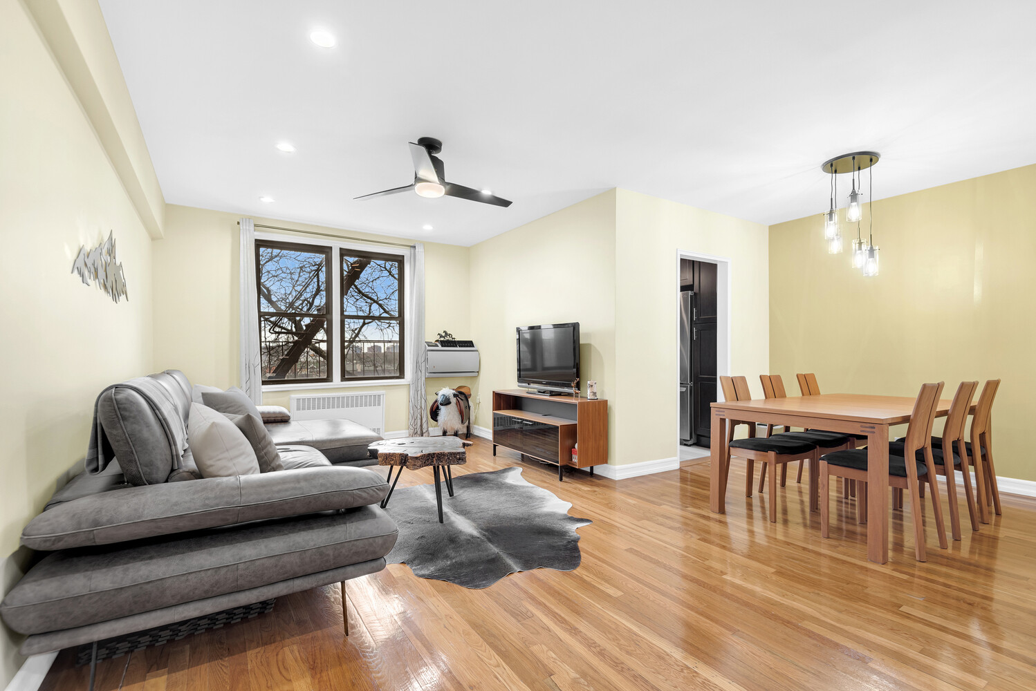 #3 photo, 1811 OCEAN Parkway, Sheepshead Bay , NY 11223