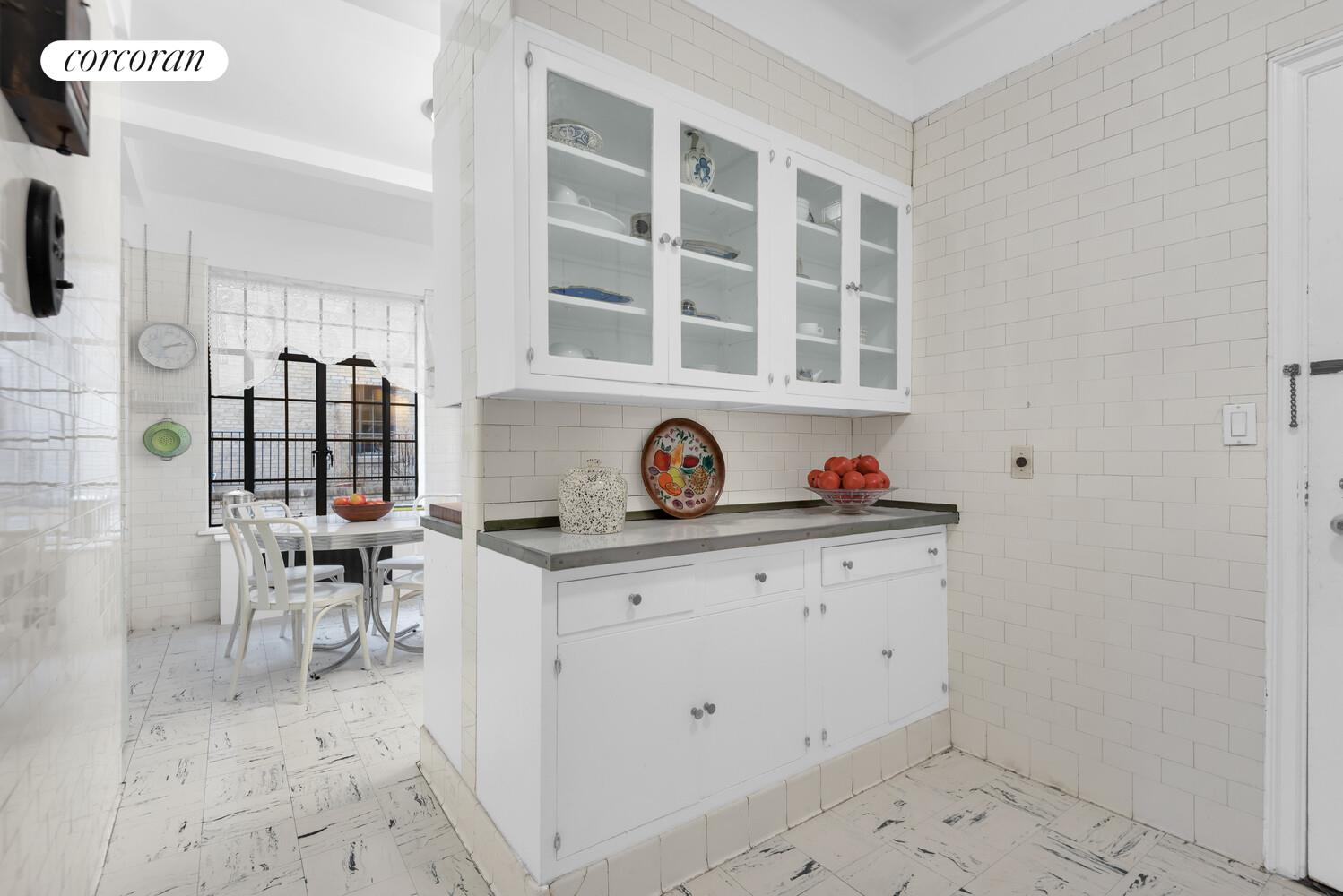 #9 photo, 300 CENTRAL Park W, ম্যানহাটন Upper West Side , NY 10024