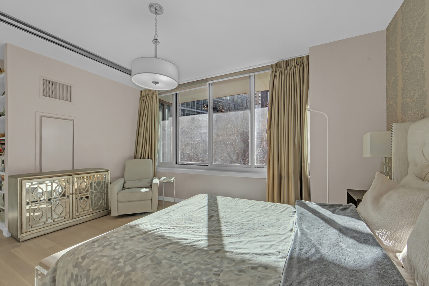 #8 photo, 46-30 CENTER Boulevard, Hunters Point , NY 11109