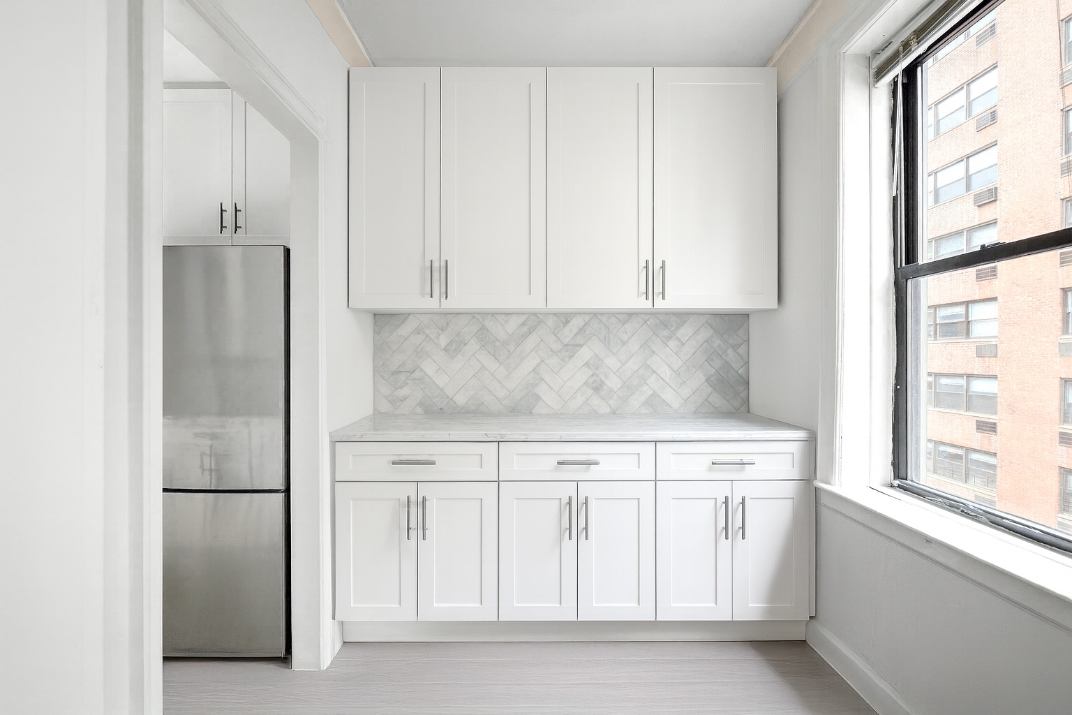 #4 photo, 230 E 71st Street, Upper East Side , NY 10021