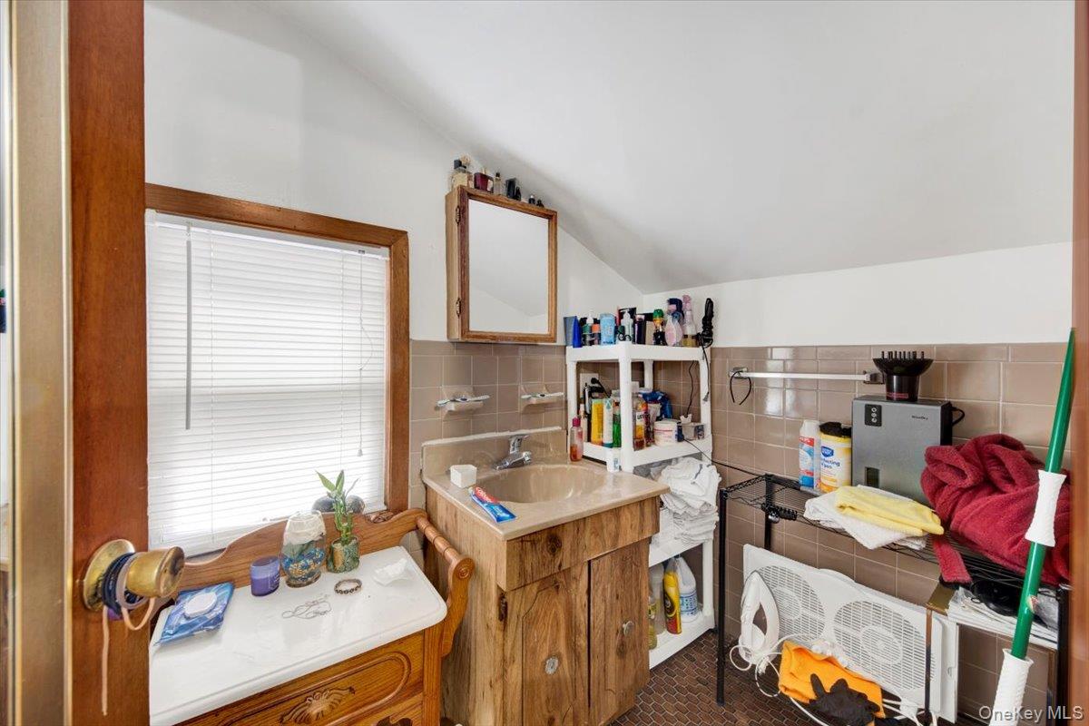 #16 photo, 127 N 5th Avenue, 紐約州 Mount Vernon , NY 10550