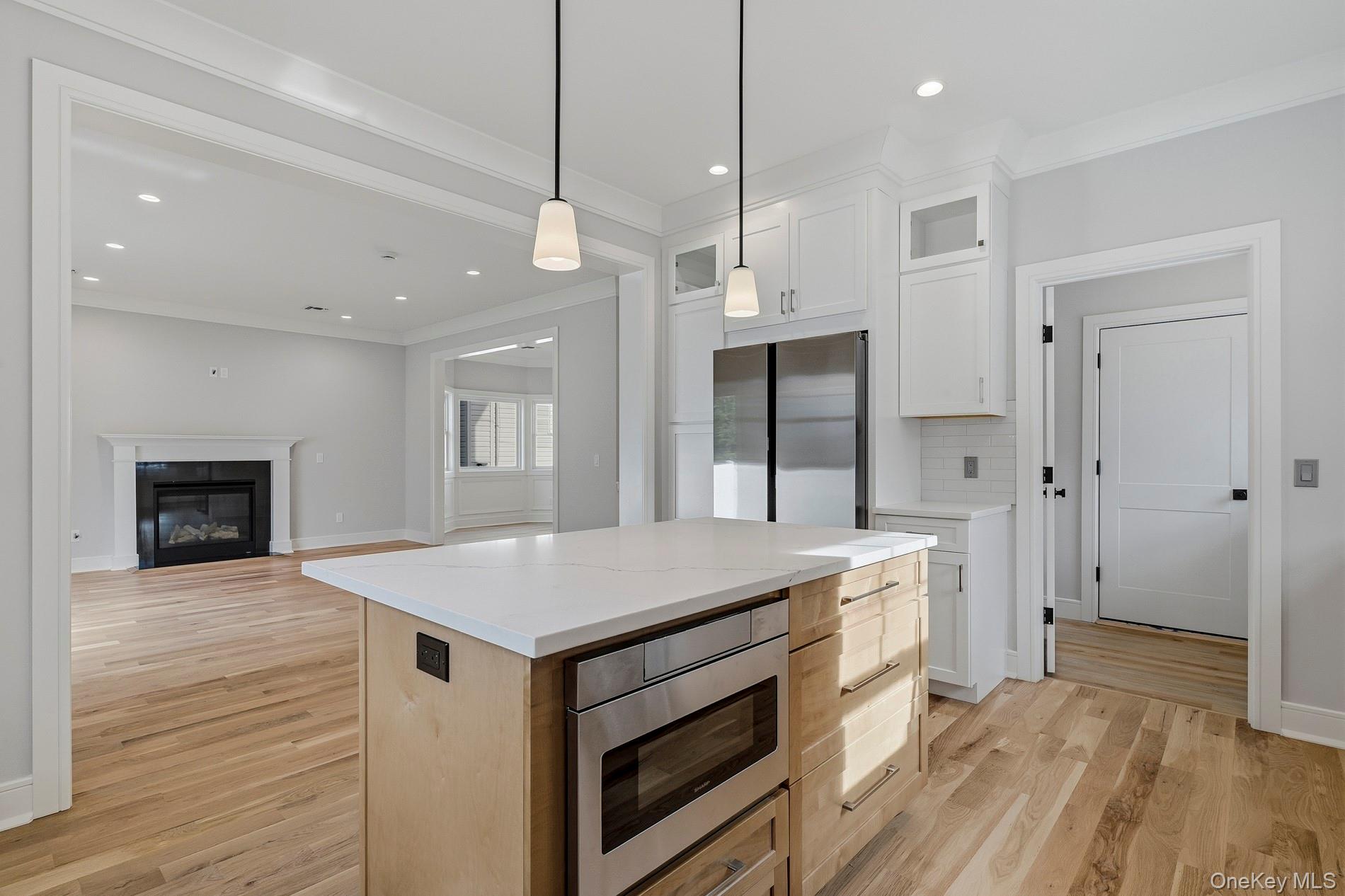 #14 photo, 5 Ketcham Place, Melville , NY 11747