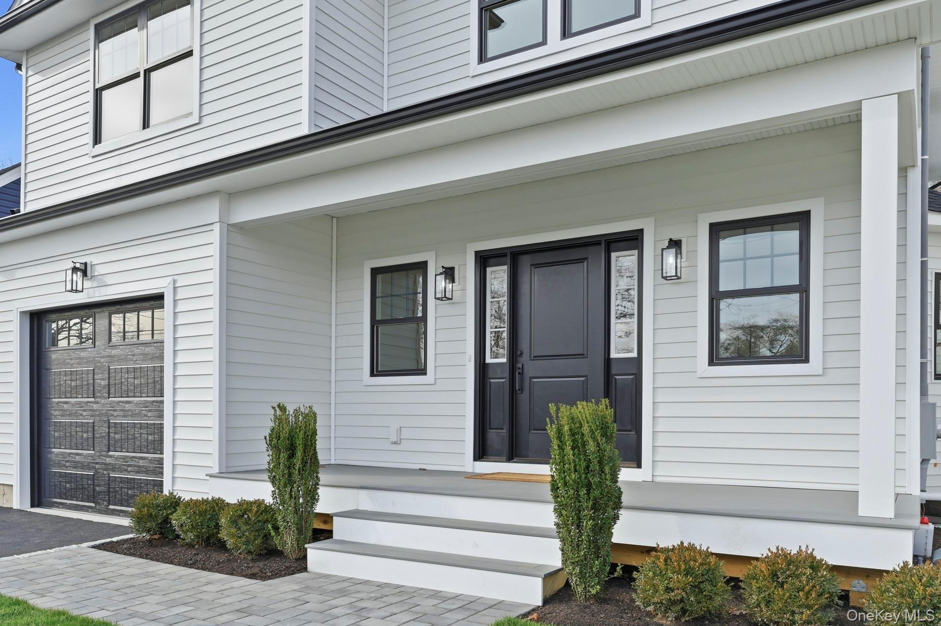 #3 photo, 5 Ketcham Place, Melville , NY 11747