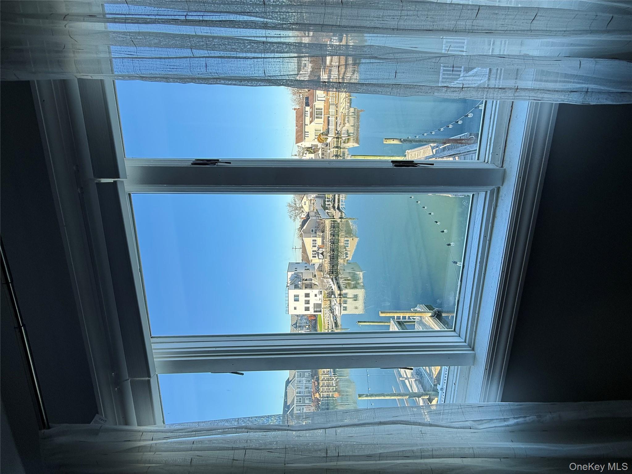 #8 photo, 32 Suffolk Road, Island Park , NY 11558