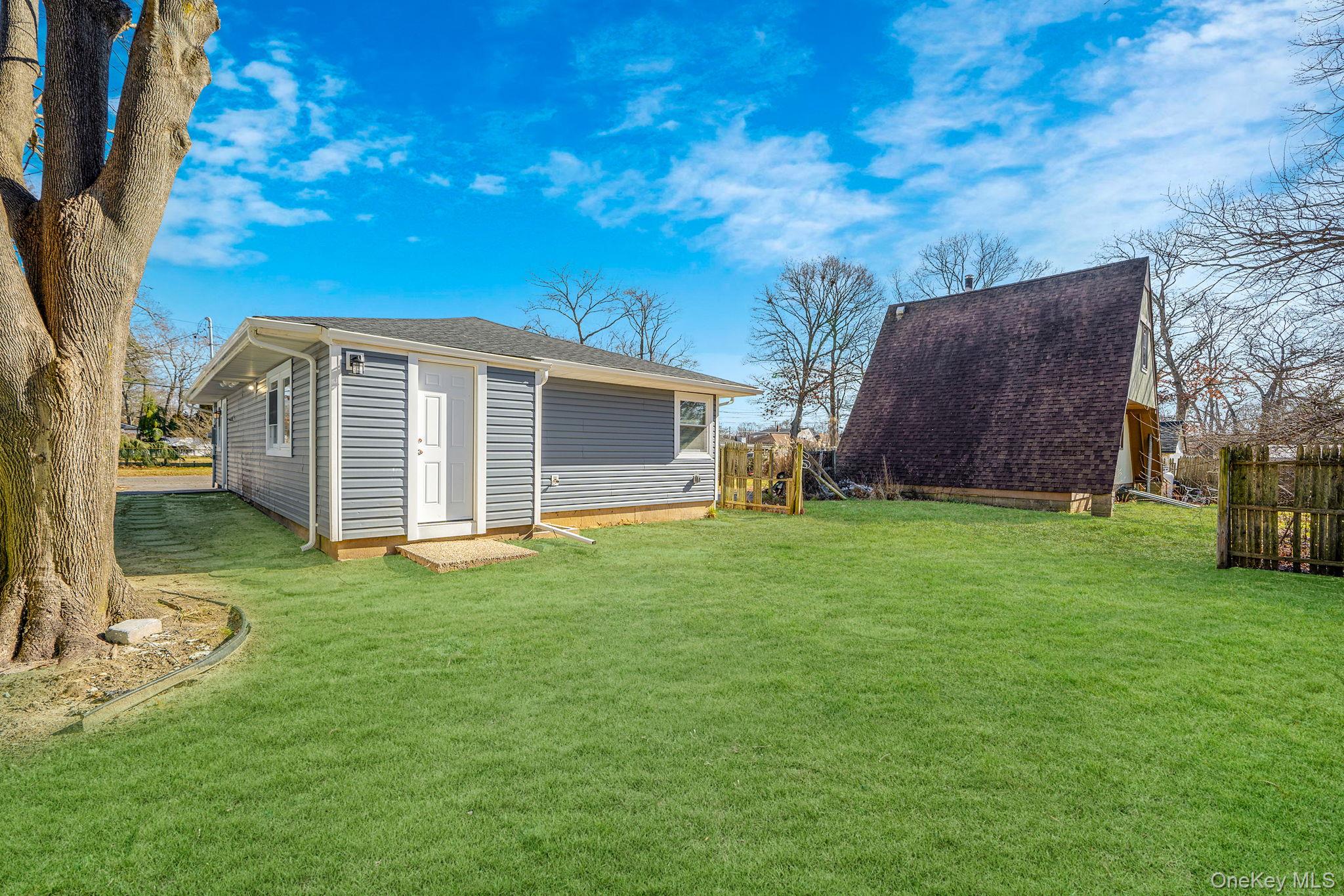 #6 photo, 18A Broadway, Mastic , NY 11950