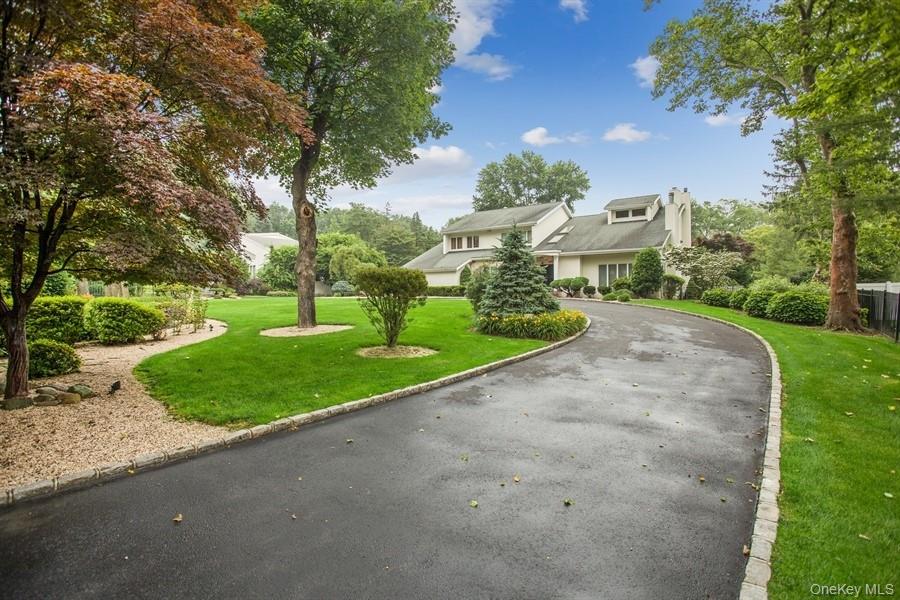 #11 photo, 45 Westcliff Drive, Dix Hills , NY 11746