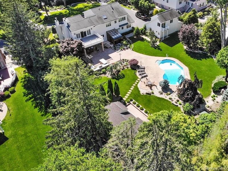 #4 photo, 45 Westcliff Drive, Dix Hills , NY 11746