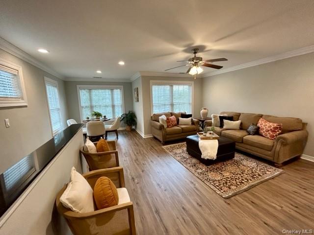 #5 photo, 2002 Vista View Drive, 東長島 Farmingville , NY 11738