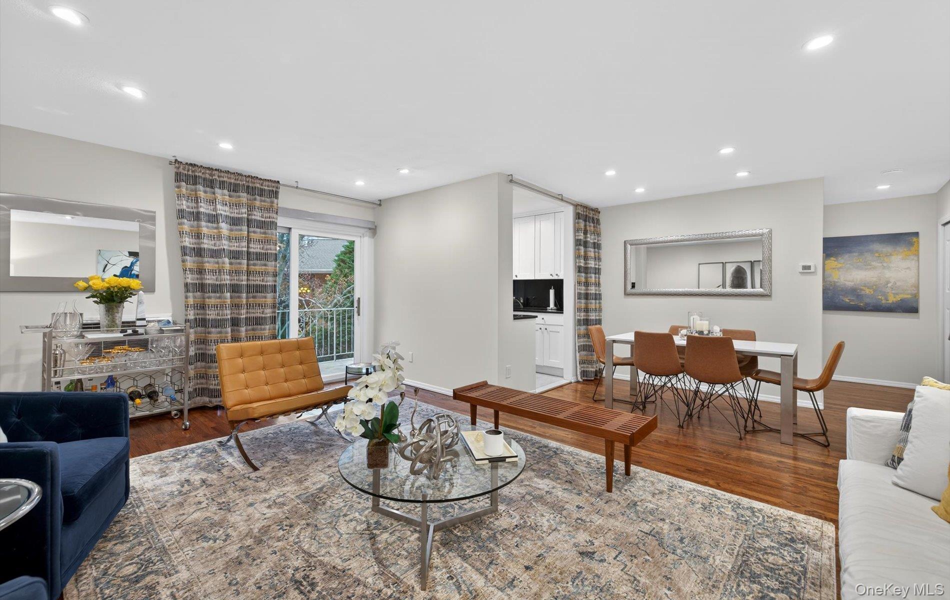 #5 photo, 1 Toms Point Lane, Port Washington , NY 11050