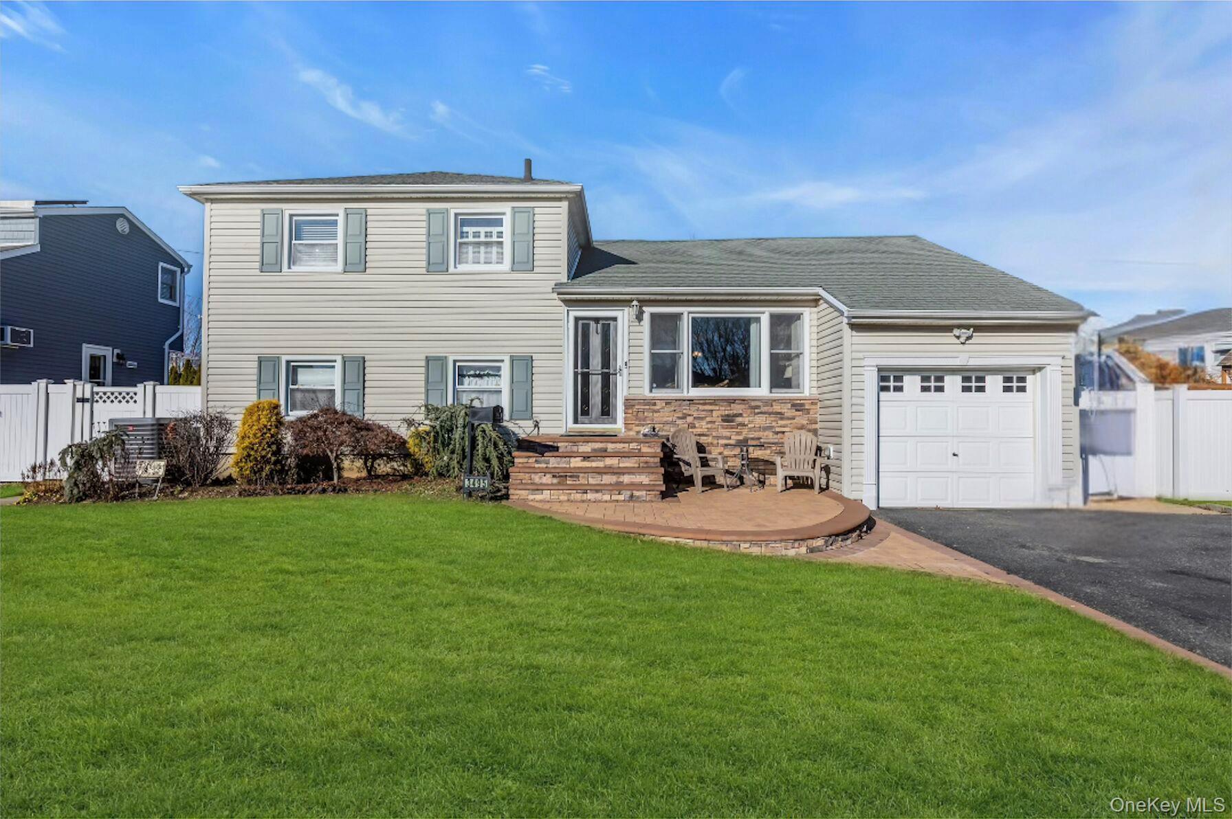 #1 photo, 3495 Roanoke Street, Seaford , NY 11783