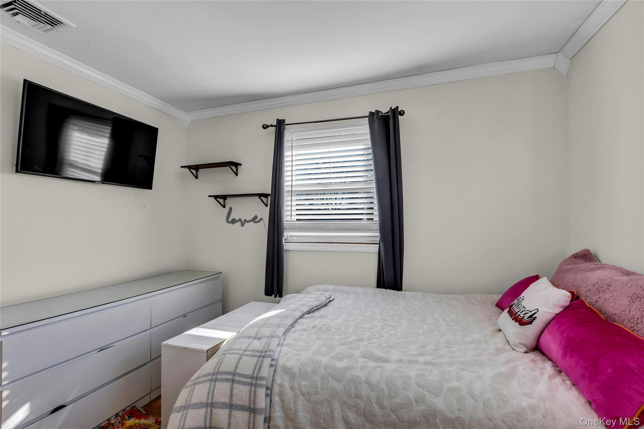 #17 photo, 3495 Roanoke Street, Seaford , NY 11783