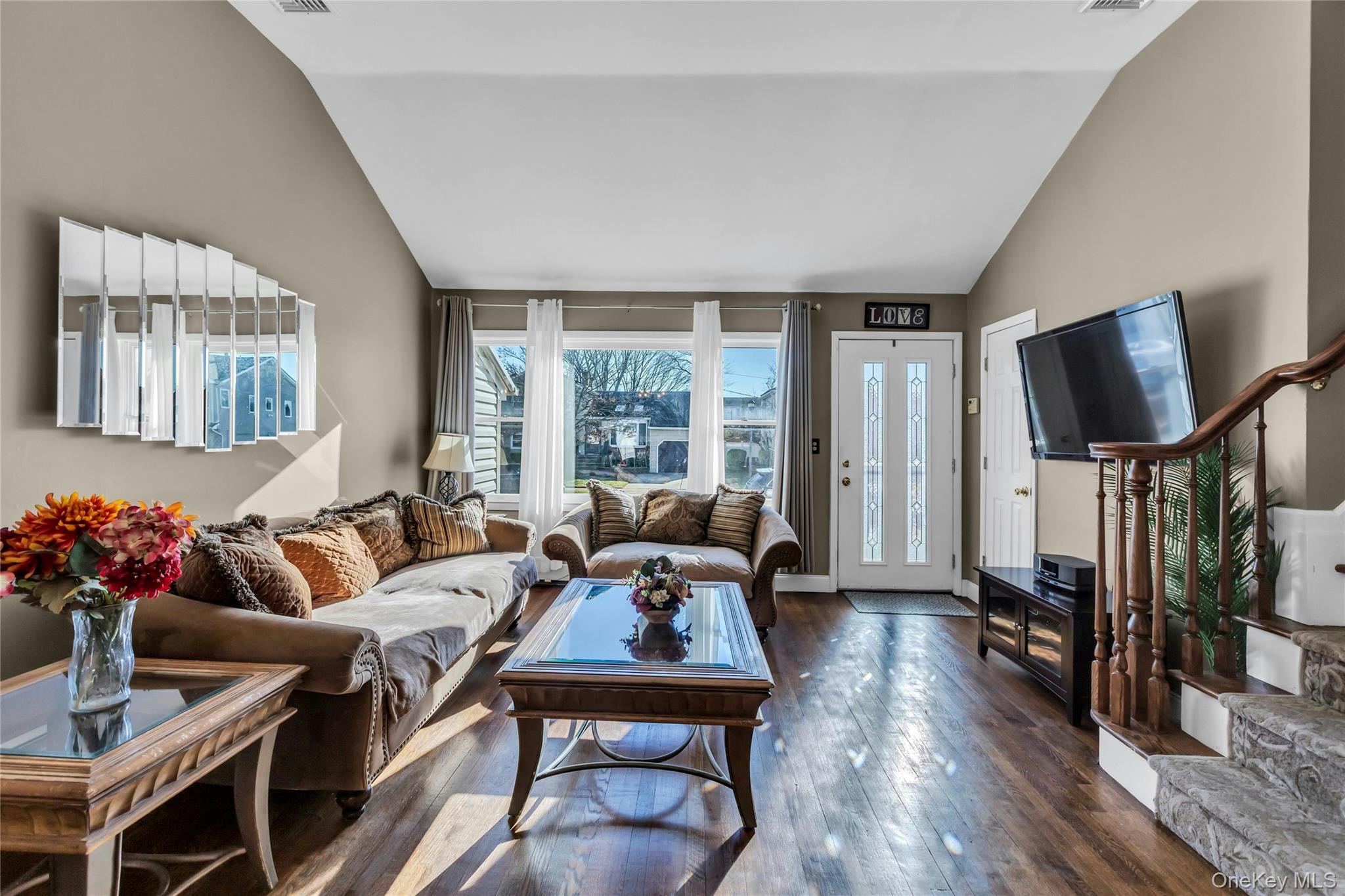 #4 photo, 3495 Roanoke Street, Seaford , NY 11783