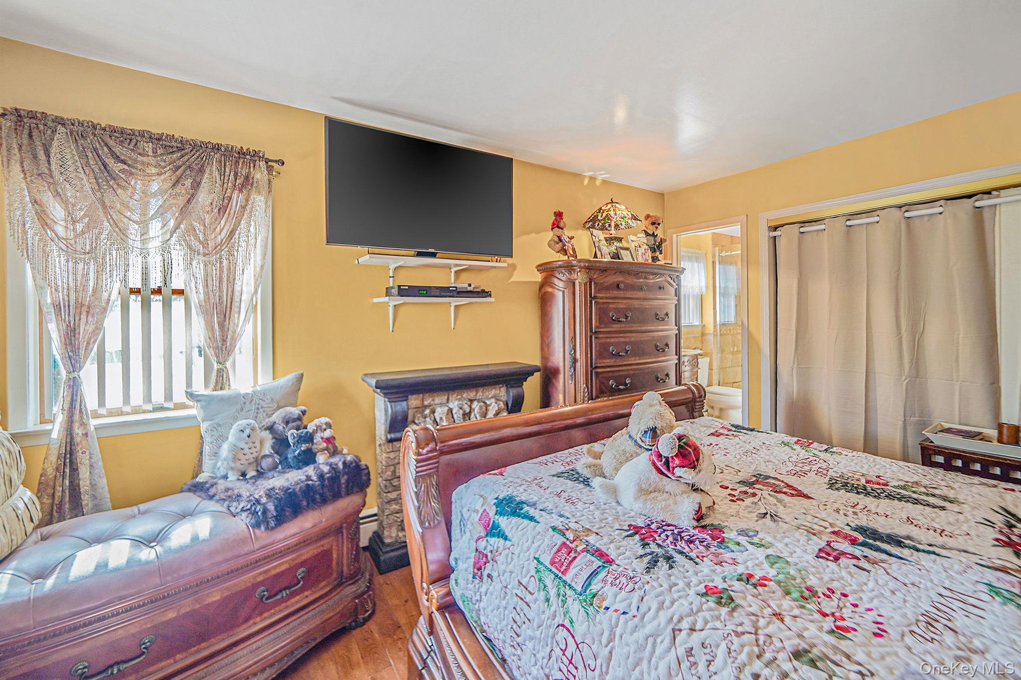 #14 photo, 275 N Titmus Drive, Mastic , NY 11950