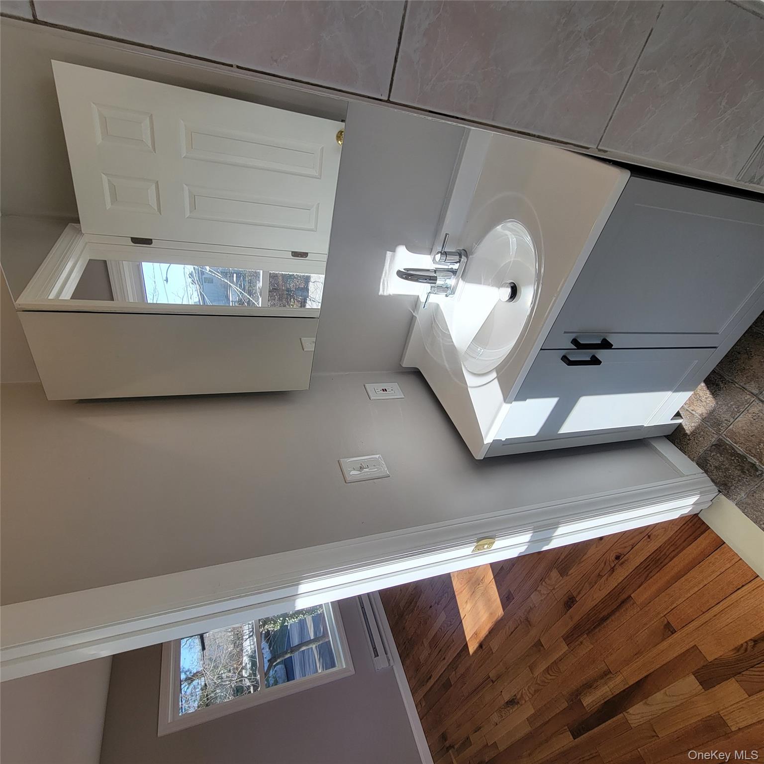 #10 photo, 19 Railroad Street, Greenlawn , NY 11740