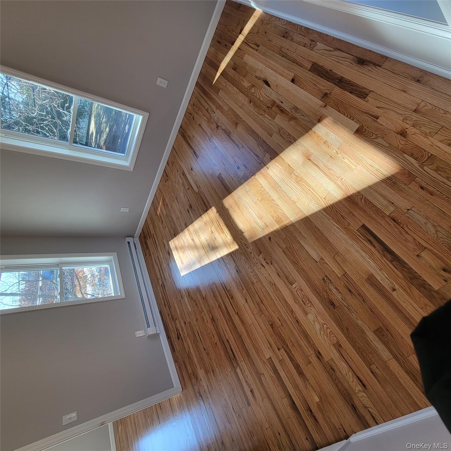 #7 photo, 19 Railroad Street, Greenlawn , NY 11740