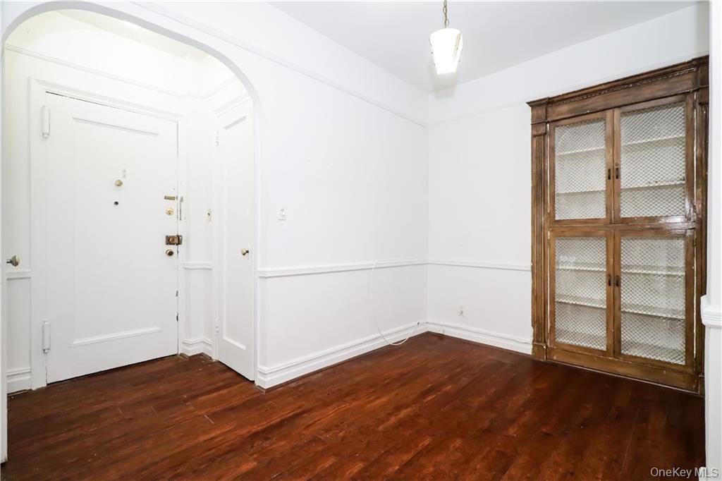 #7 photo, 868 E 7th Street, Brooklyn , NY 11230