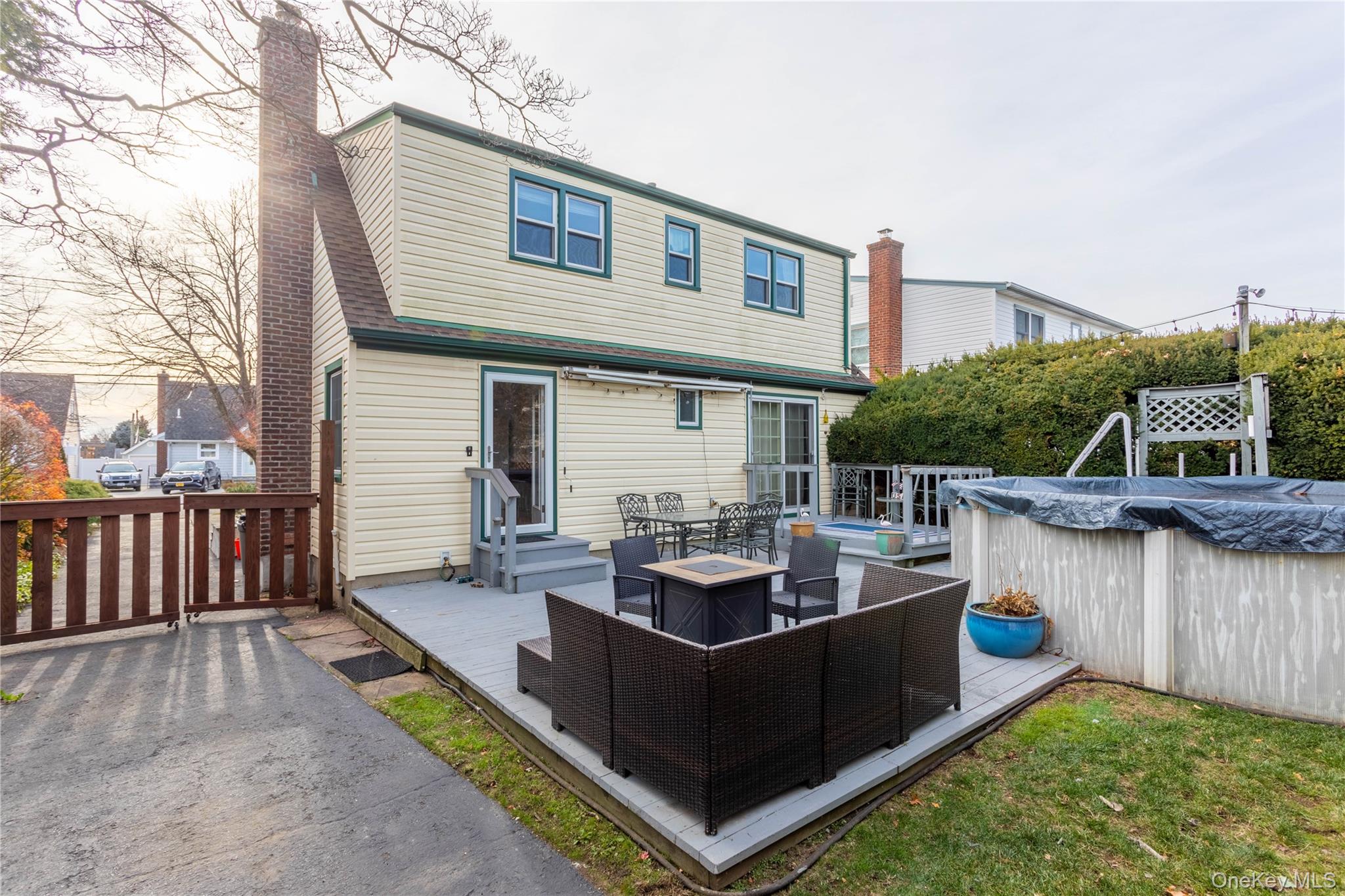 #16 photo, 1020 Polk Avenue, Franklin Square , NY 11010