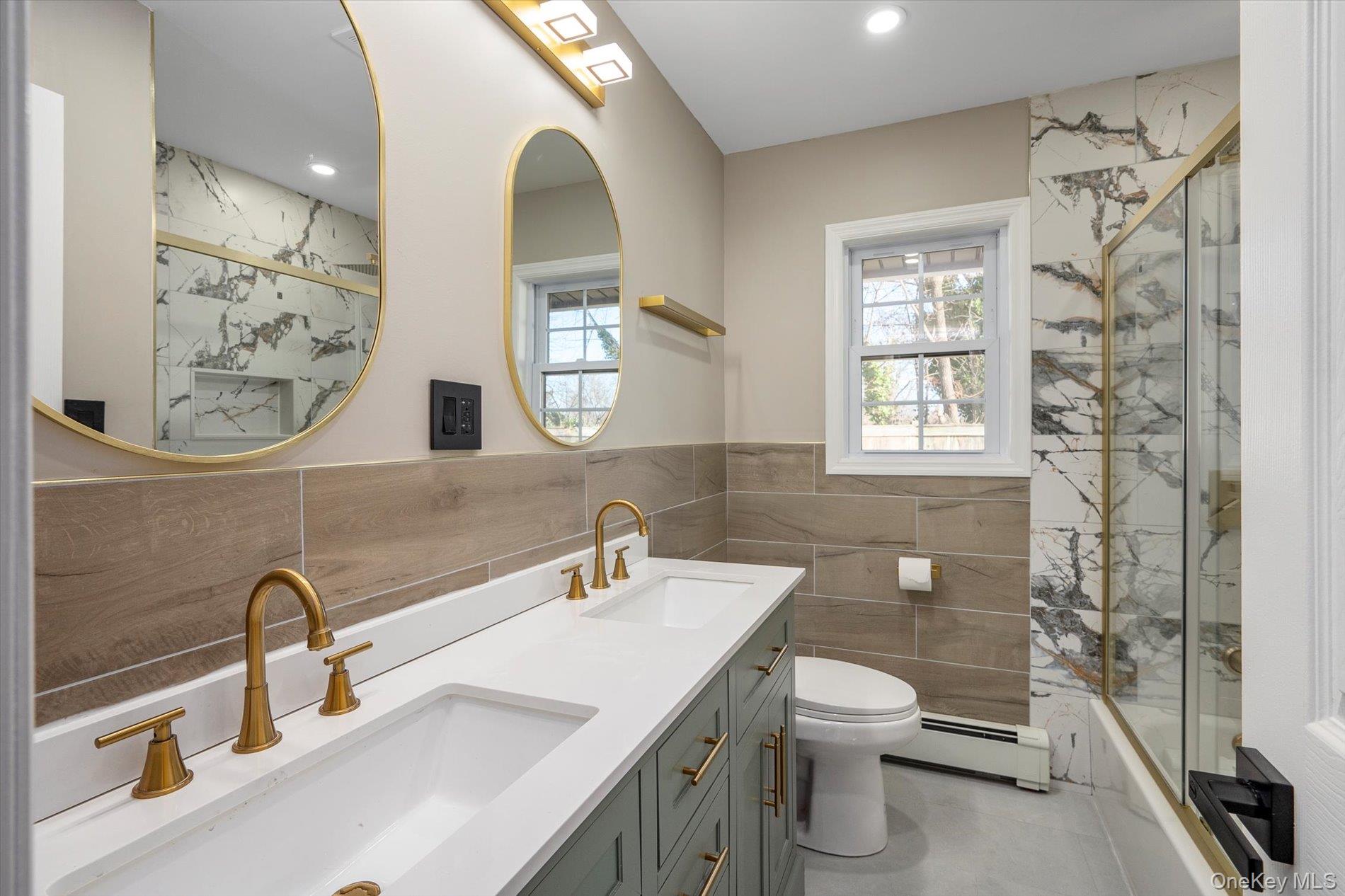 #15 photo, 41 Embargo Place, North Babylon , NY 11703