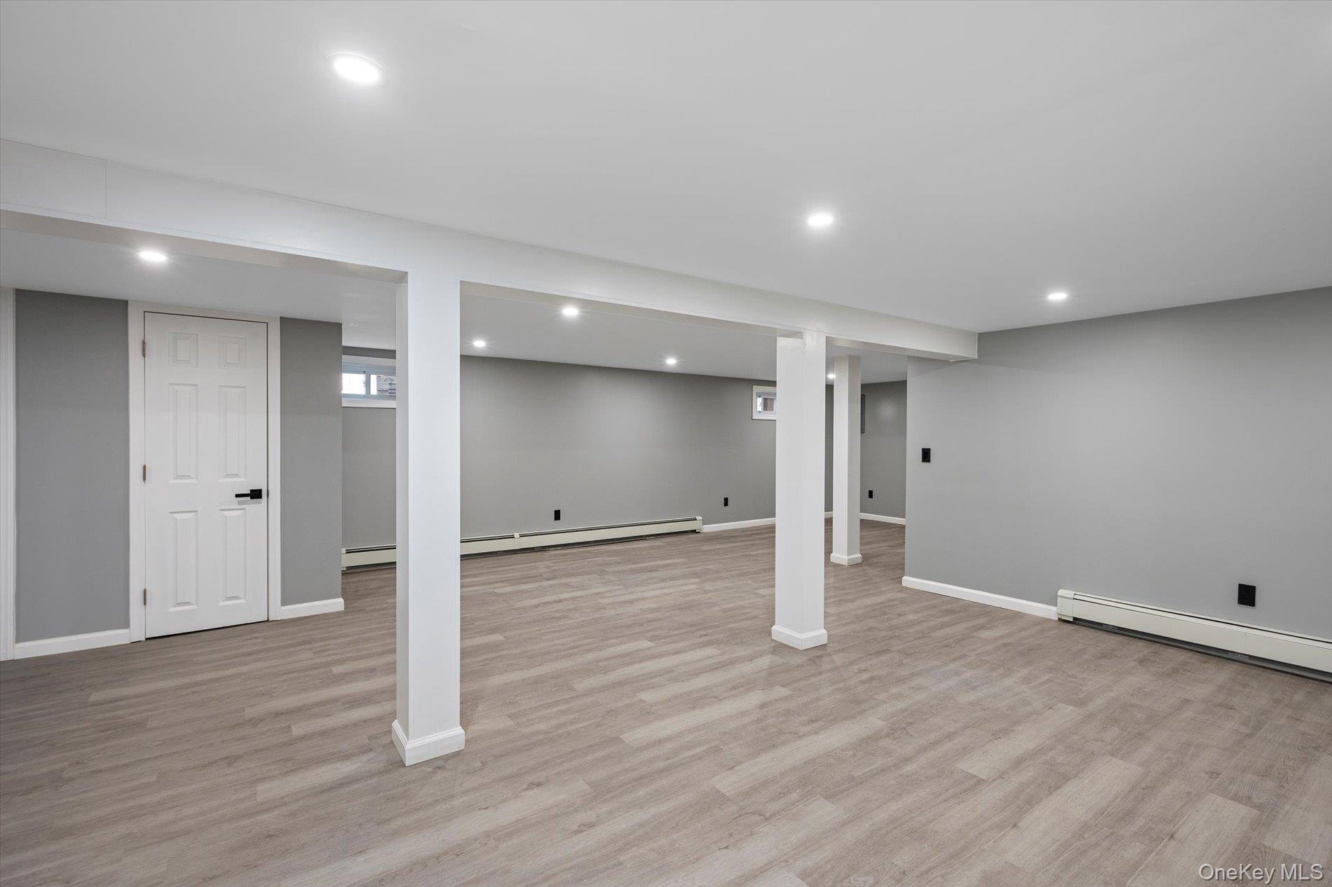 #18 photo, 41 Embargo Place, North Babylon , NY 11703