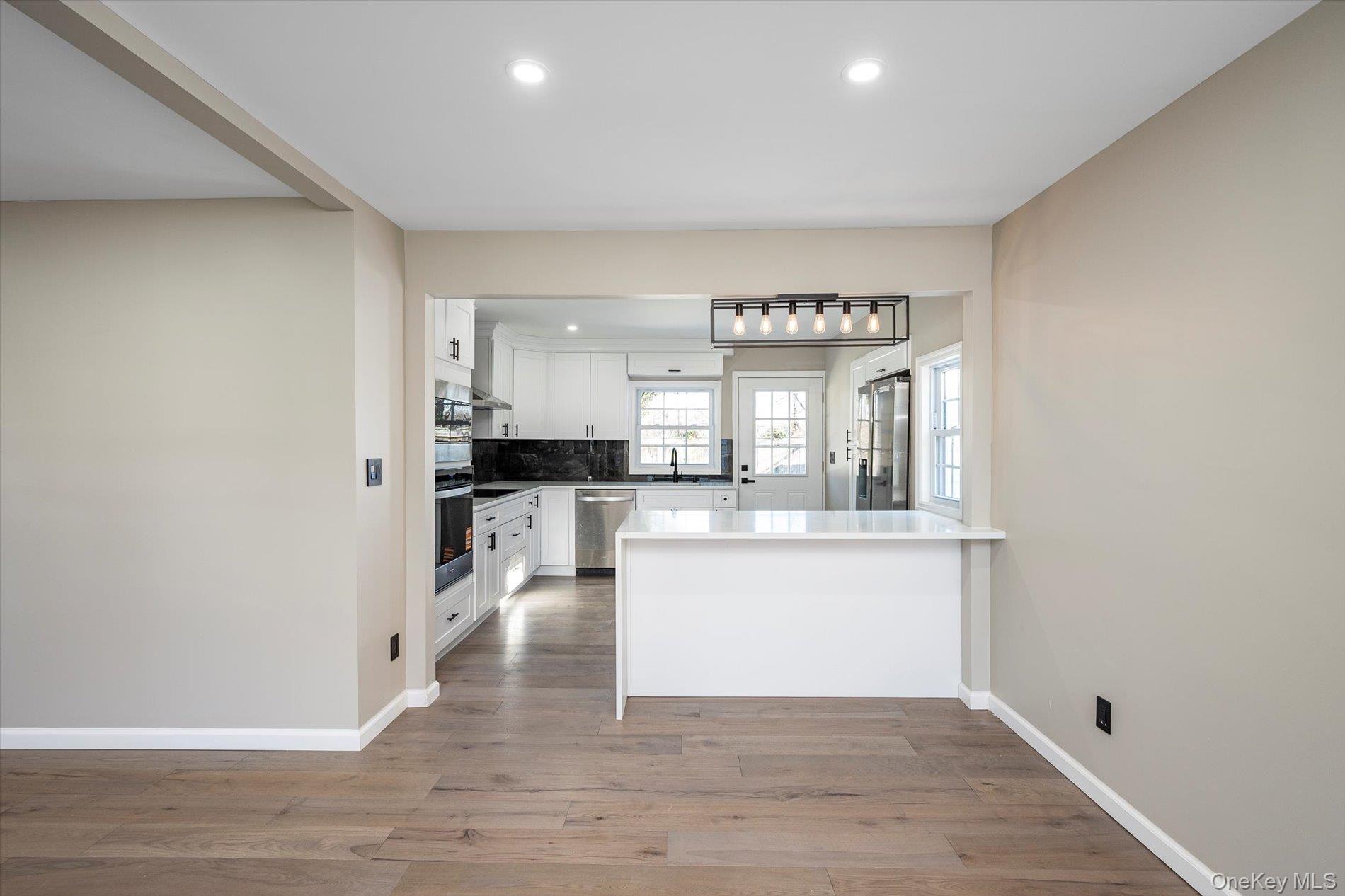 #6 photo, 41 Embargo Place, North Babylon , NY 11703