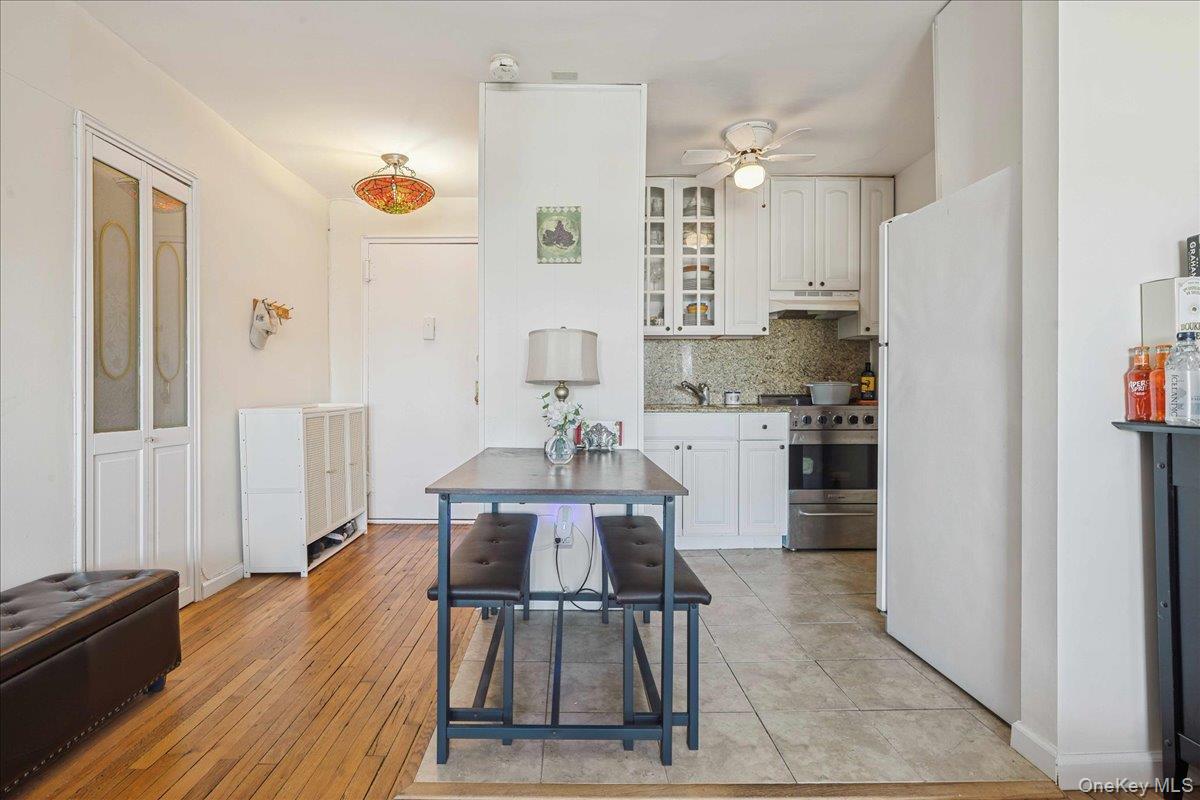 #11 photo, 855 E Broadway, Long Beach , NY 11561