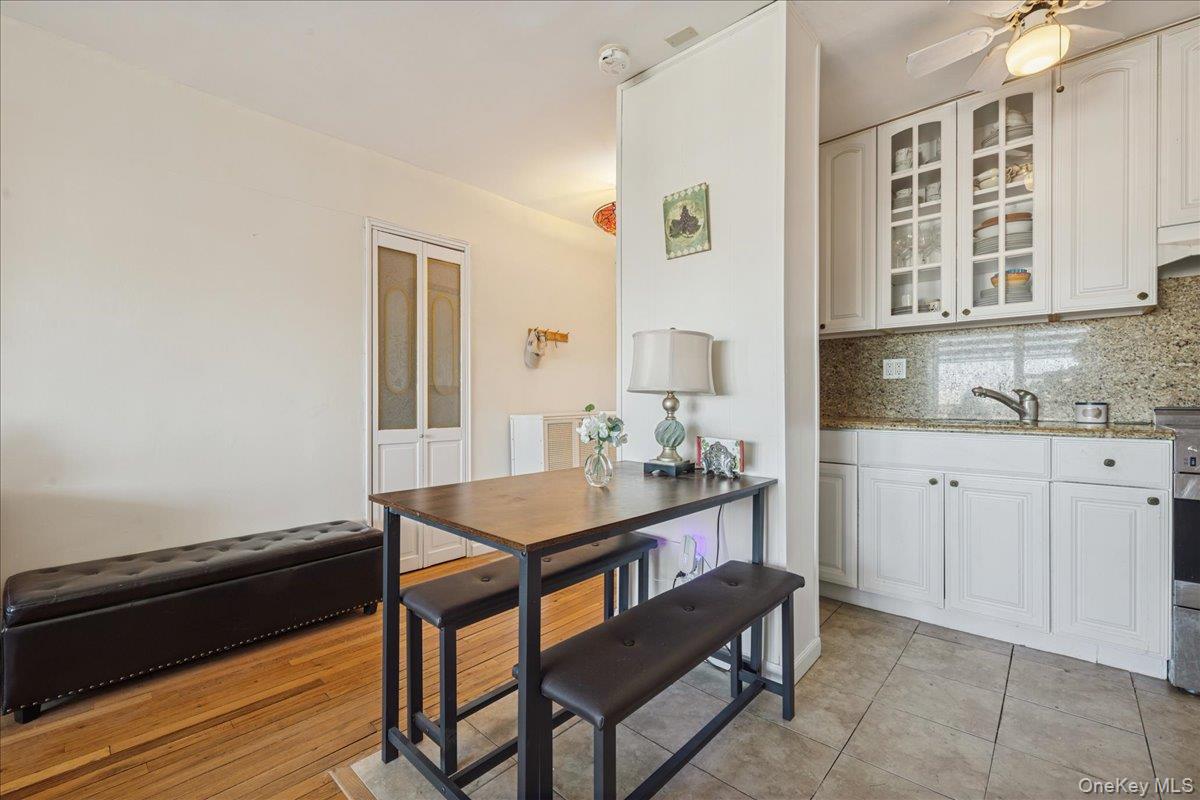 #12 photo, 855 E Broadway, Long Beach , NY 11561