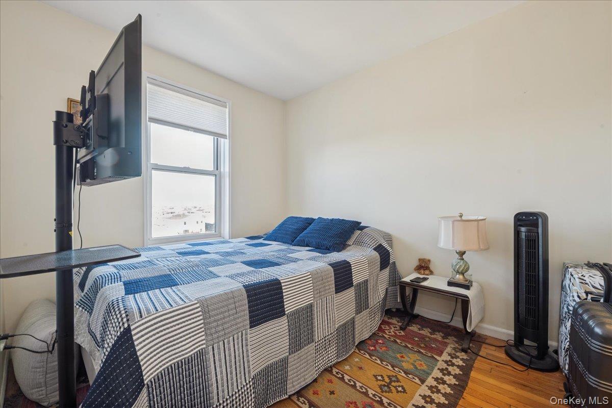 #16 photo, 855 E Broadway, Long Beach , NY 11561