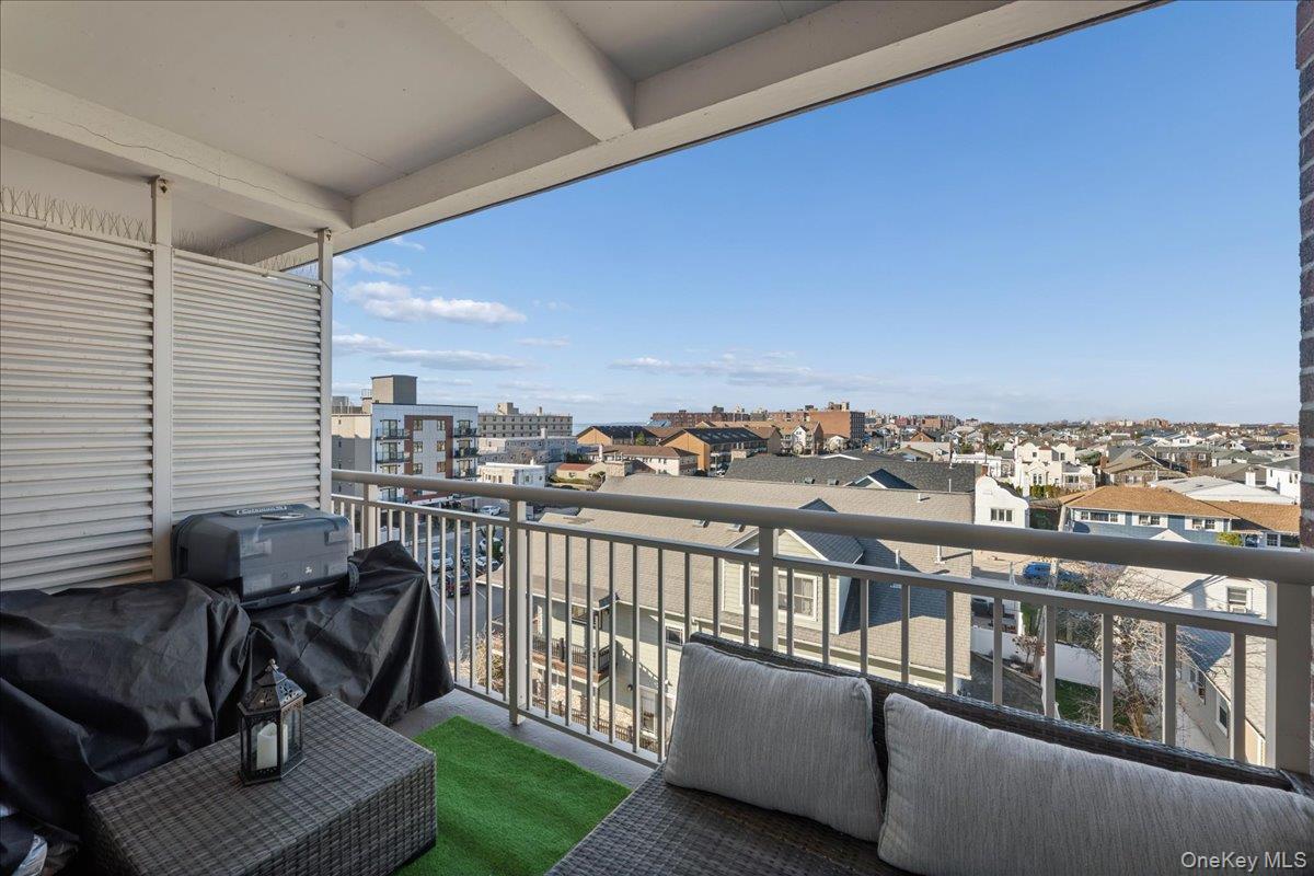 #20 photo, 855 E Broadway, Long Beach , NY 11561