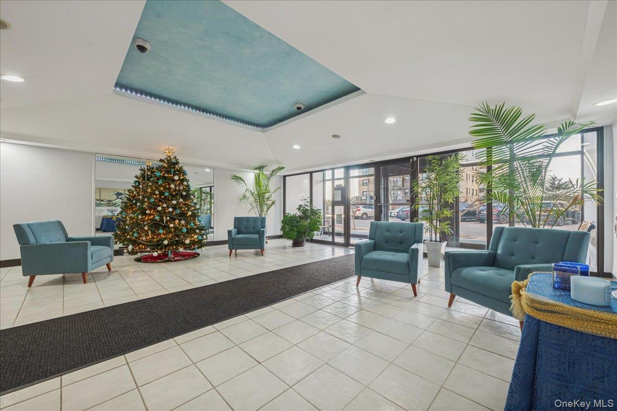 #3 photo, 855 E Broadway, Long Beach , NY 11561