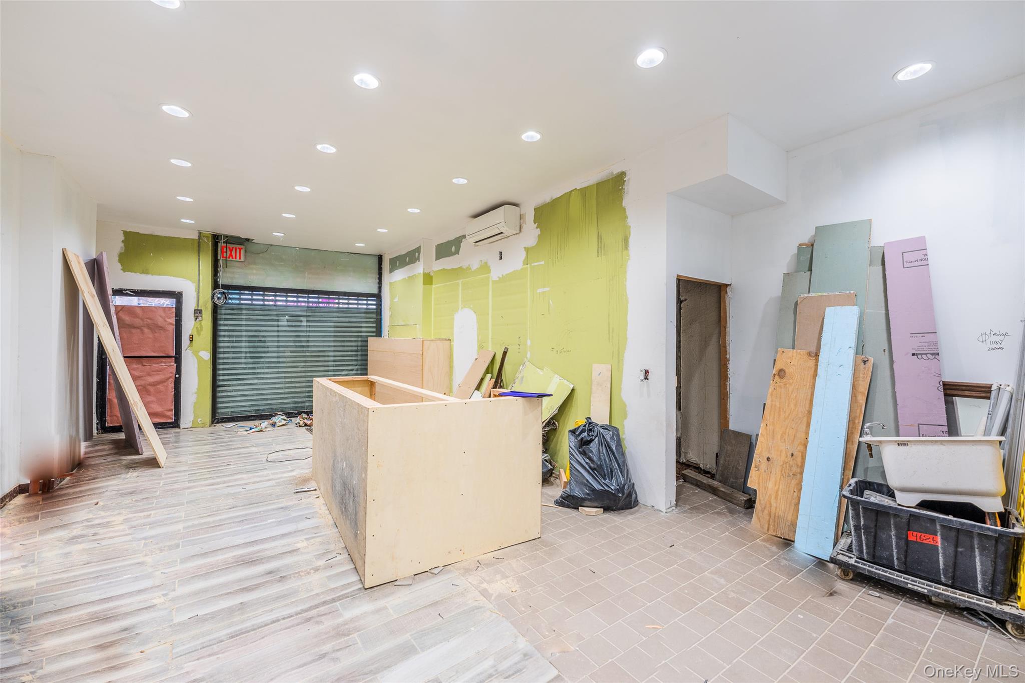 #17 photo, 107-10 Jamaica Avenue, Richmond Hill , NY 11418