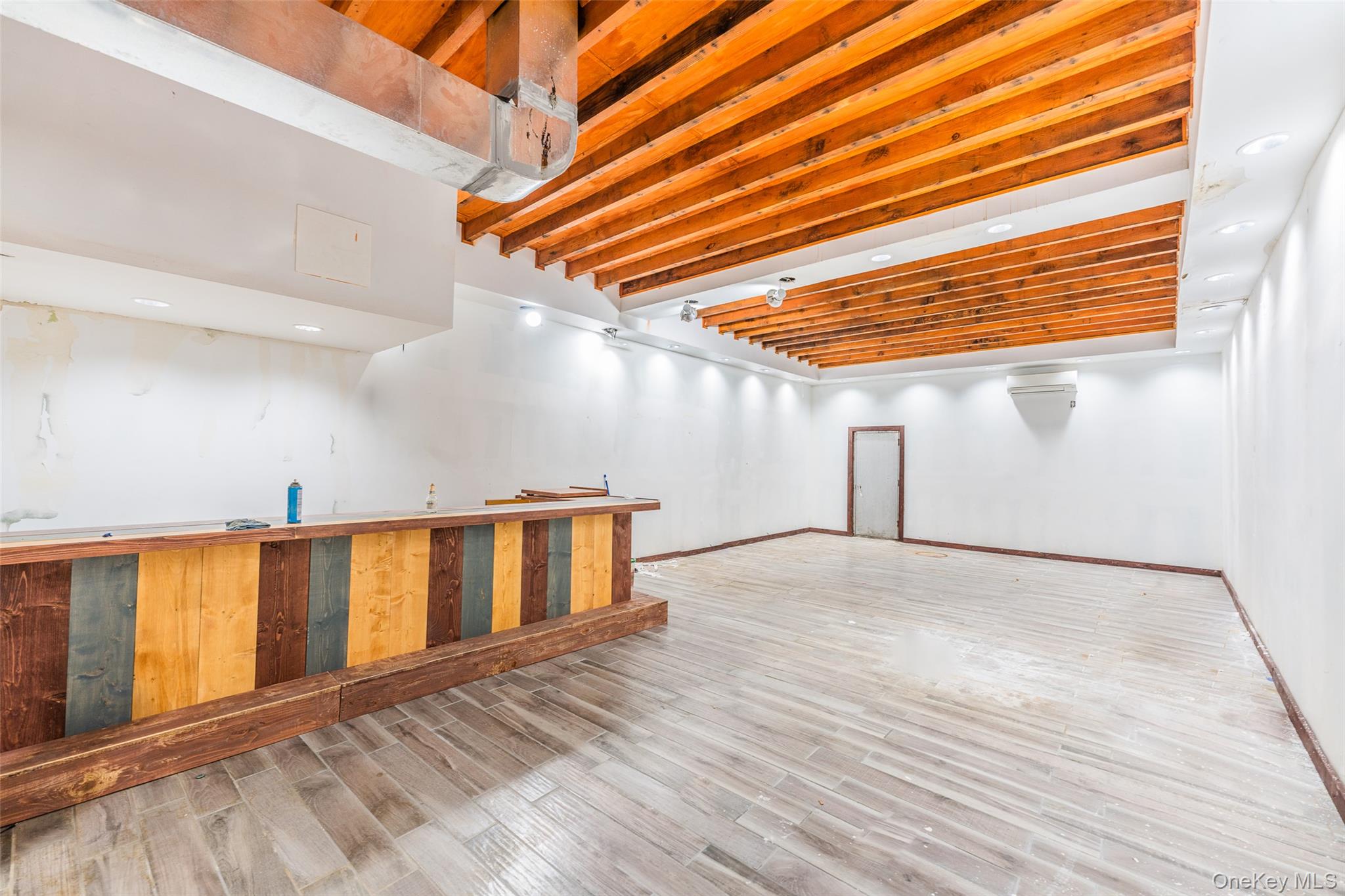 #6 photo, 107-10 Jamaica Avenue, Richmond Hill , NY 11418