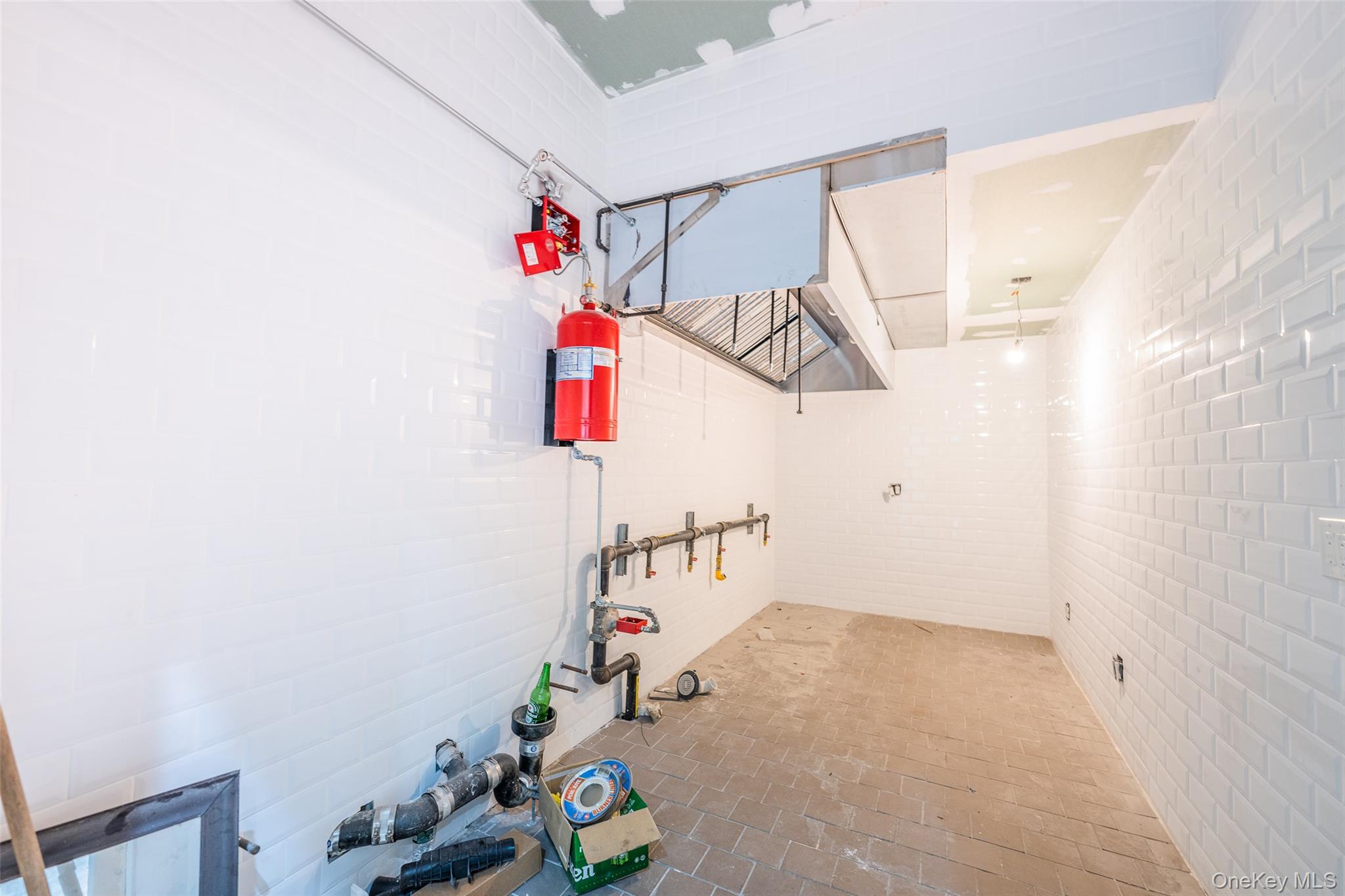 #7 photo, 107-10 Jamaica Avenue, Richmond Hill , NY 11418