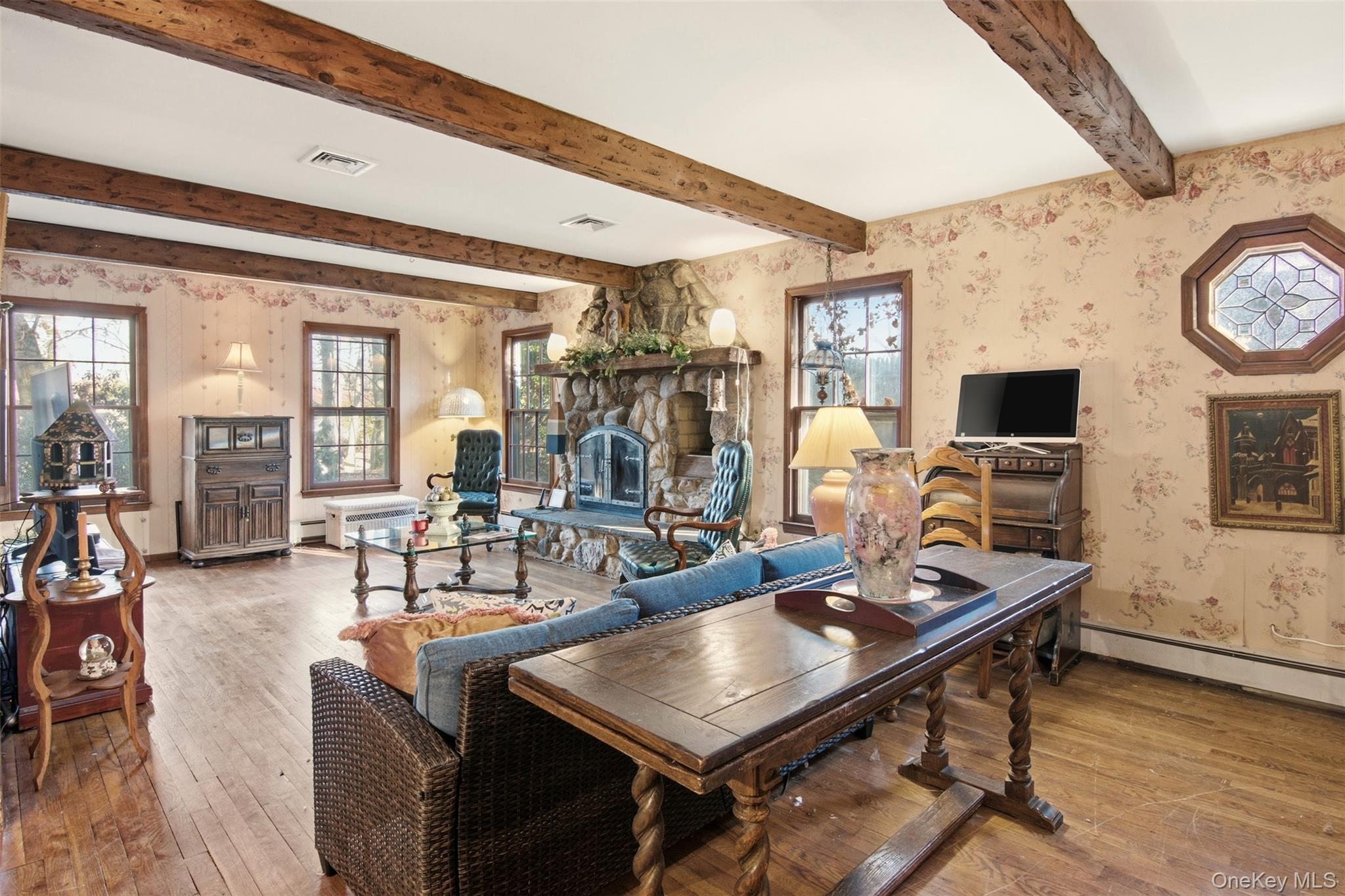 #10 photo, 105 Rustic Road, Port Jefferson , NY 11777