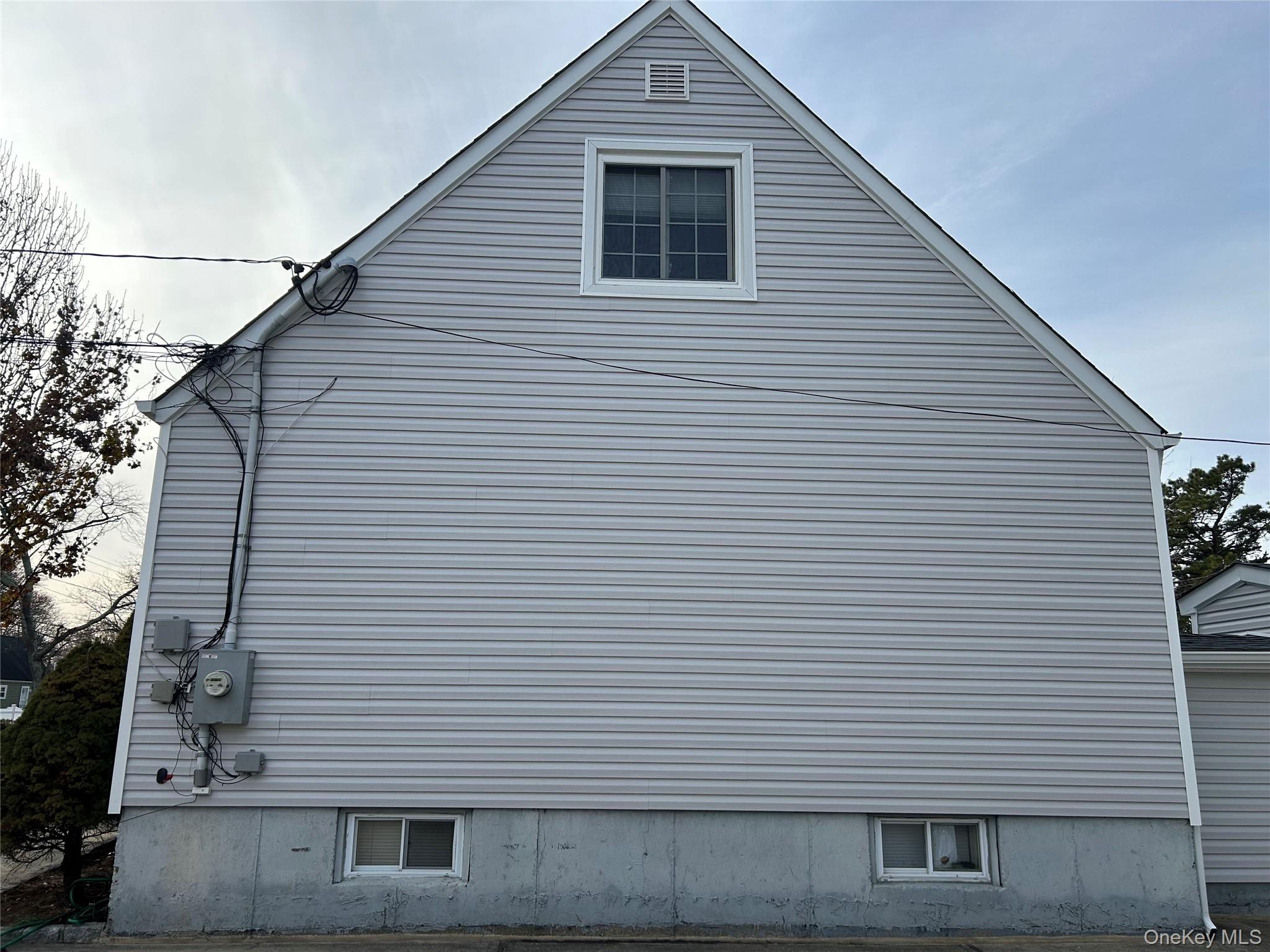 #4 photo, 49 Doolittle Street, Brentwood , NY 11717