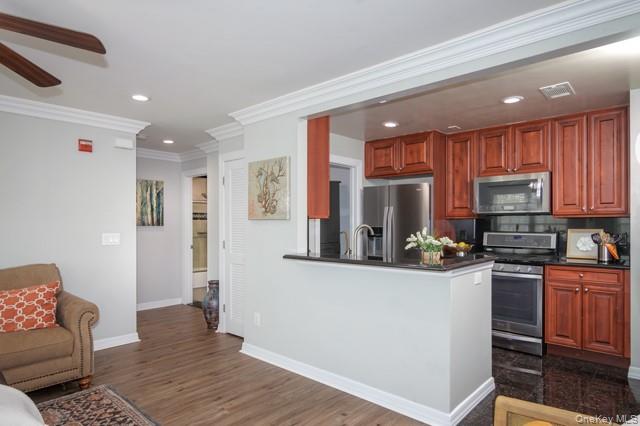 #3 photo, 2501 Vista View Drive, 東長島 Farmingville , NY 11738