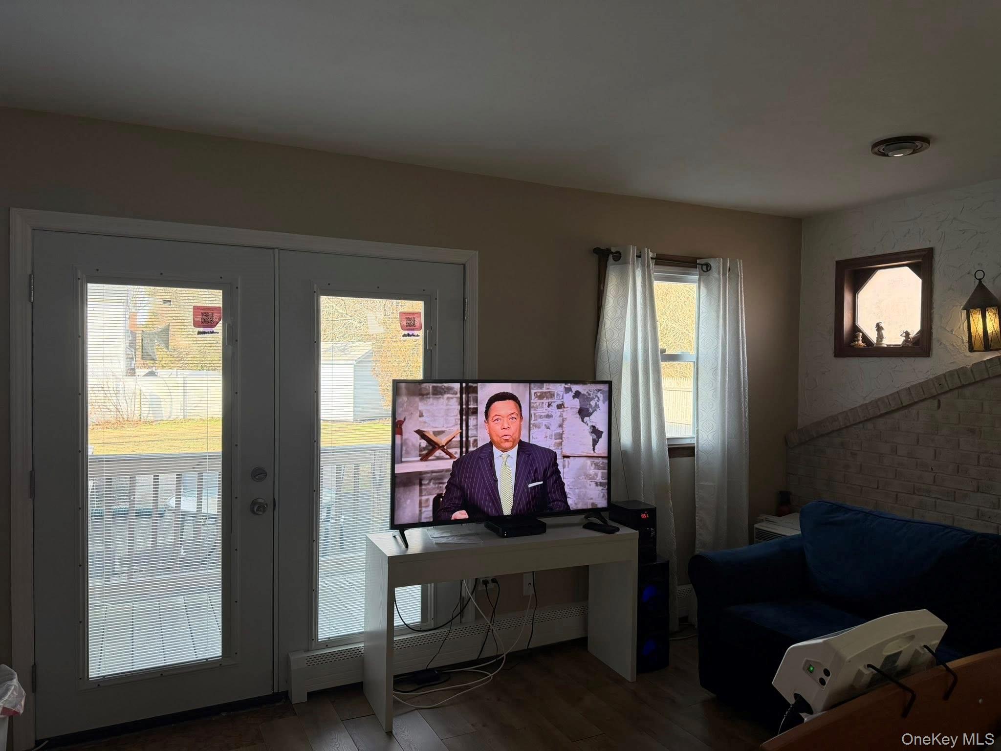 #18 photo, 5 Denise Drive, East Patchogue , NY 11772