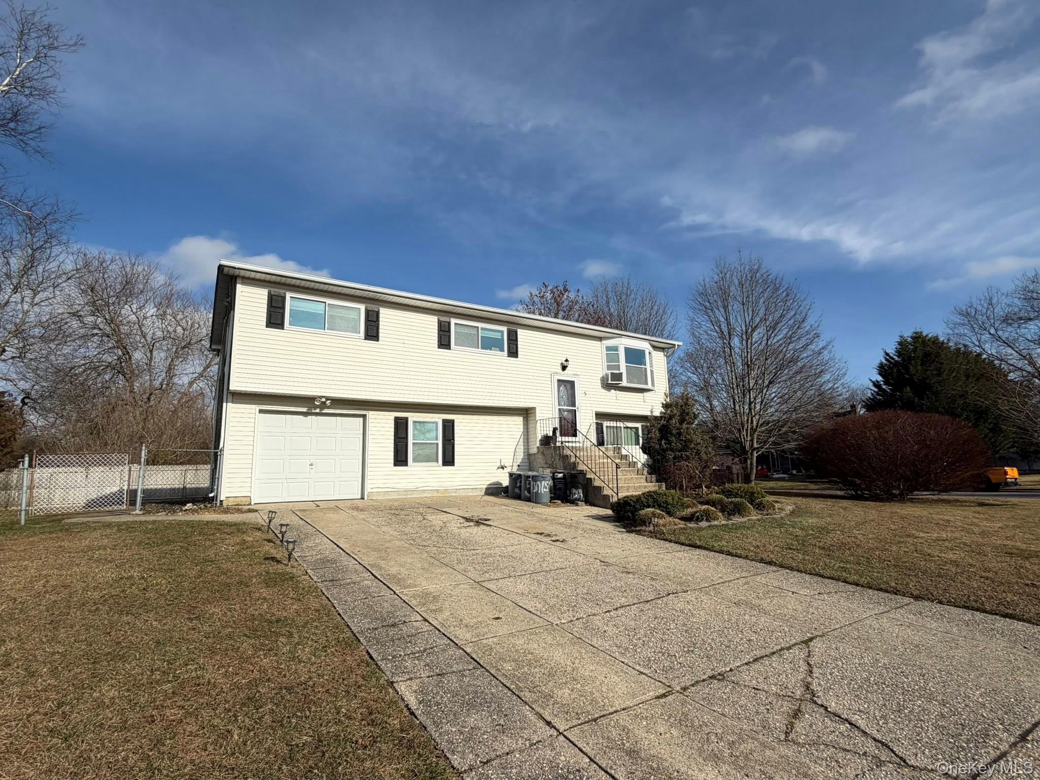 #2 photo, 5 Denise Drive, East Patchogue , NY 11772