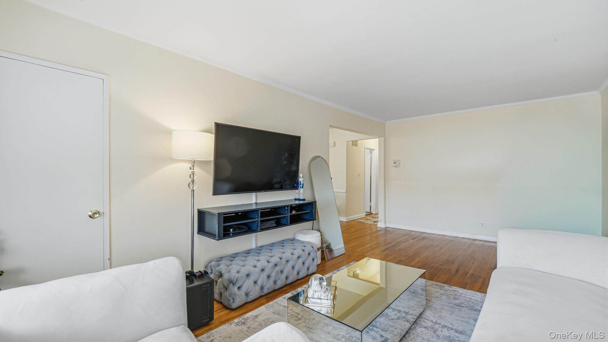 #16 photo, 14101 Jewel Avenue, Flushing , NY 11367