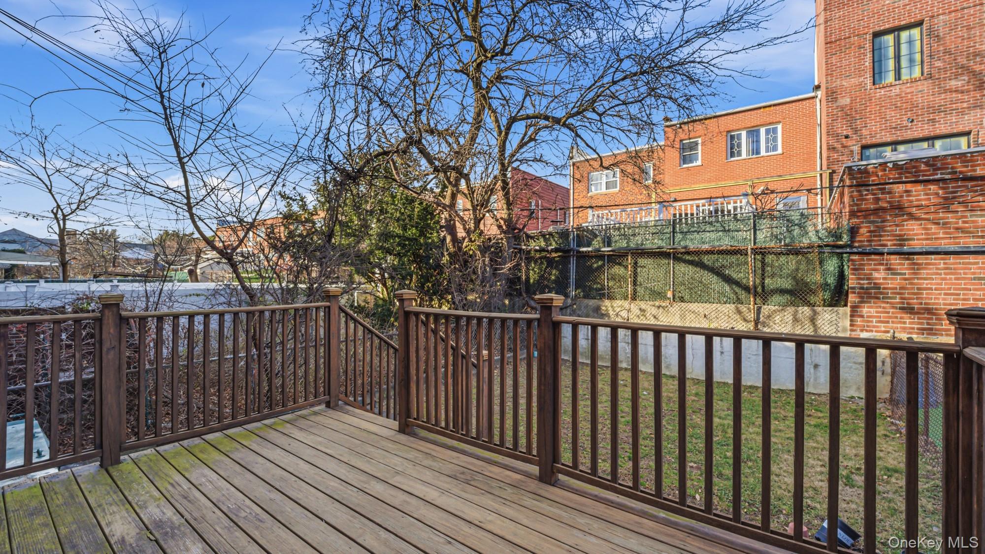 #4 photo, 14101 Jewel Avenue, Flushing , NY 11367