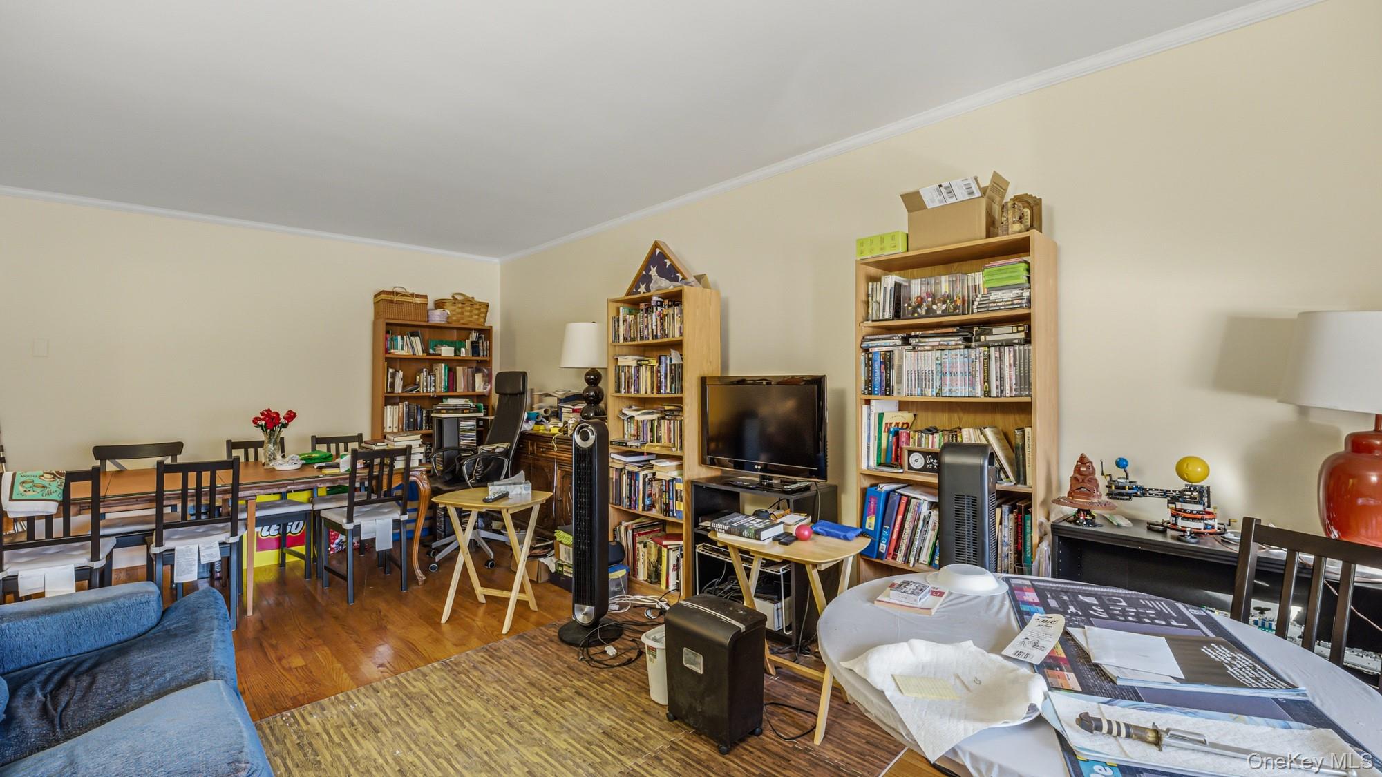 #5 photo, 14101 Jewel Avenue, Flushing , NY 11367