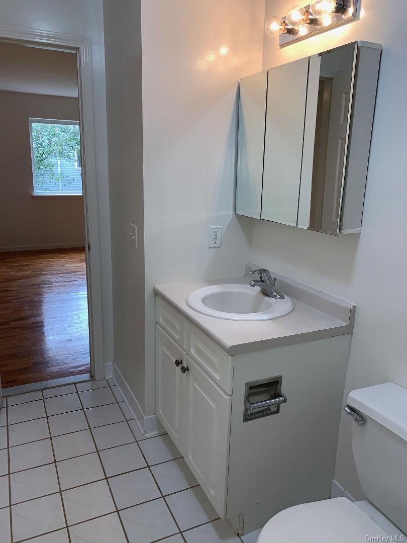 #11 photo, 25 College Avenue, Nanuet , NY 10954